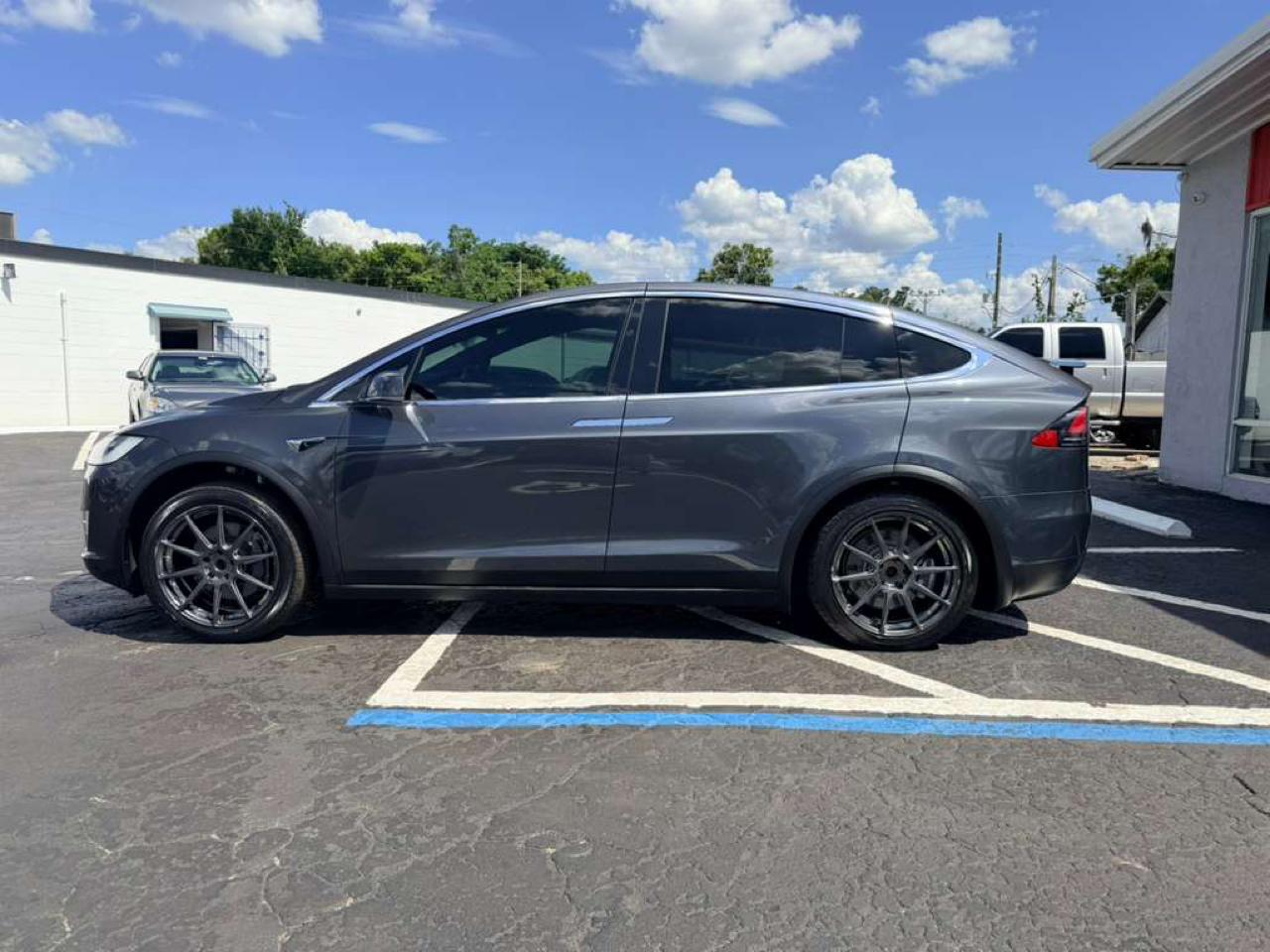 Tesla Model X 75D 2019