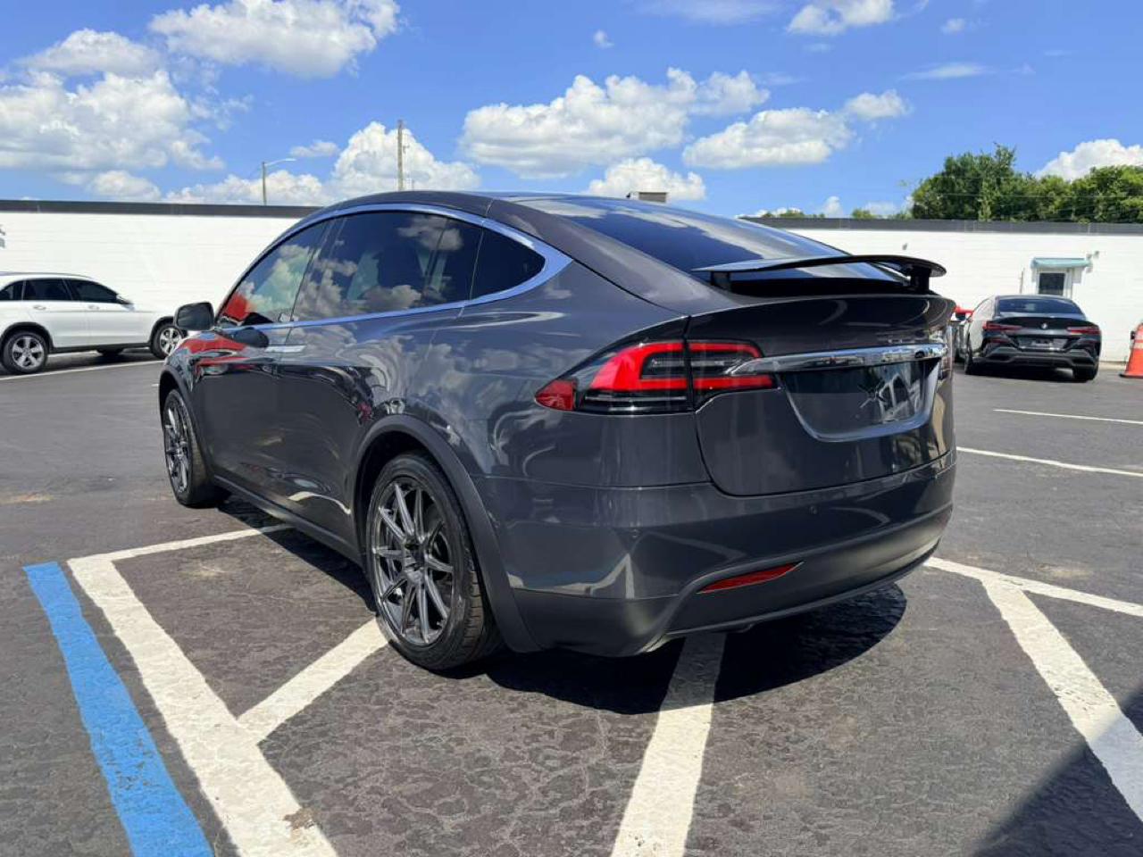 Tesla Model X 75D 2019