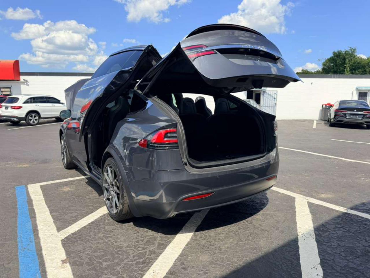 Tesla Model X 75D 2019
