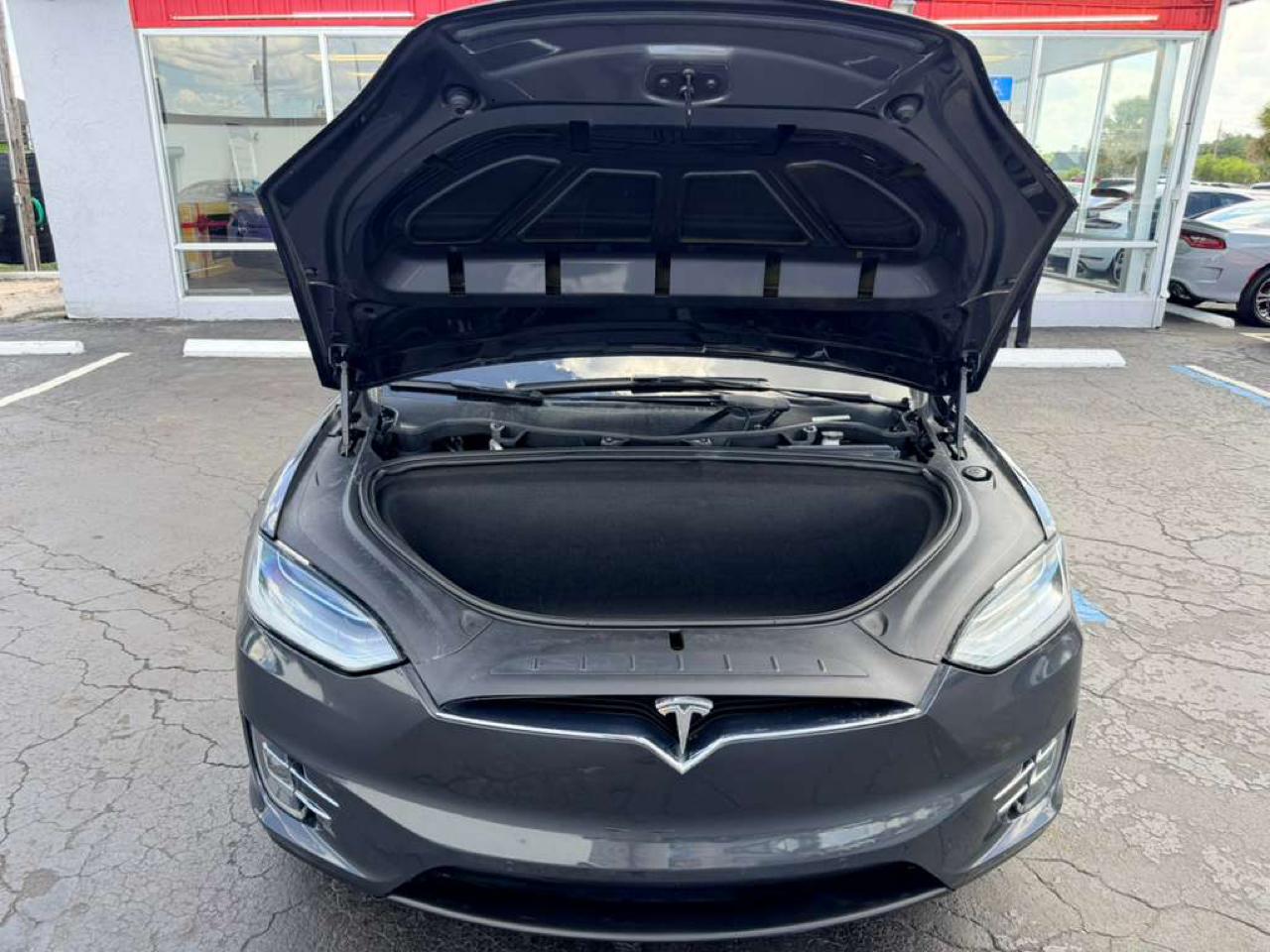 Tesla Model X 75D 2019