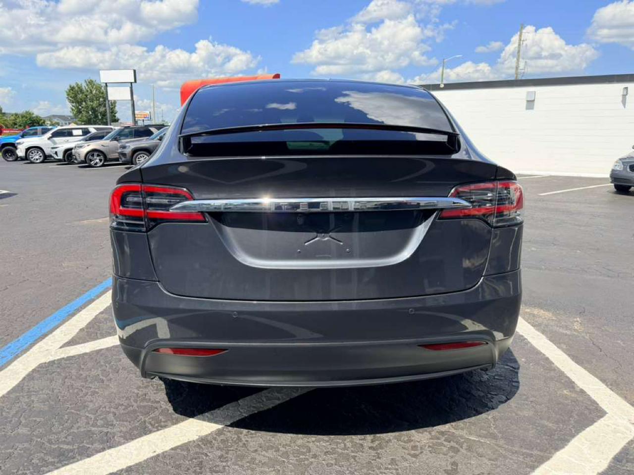 Tesla Model X 75D 2019