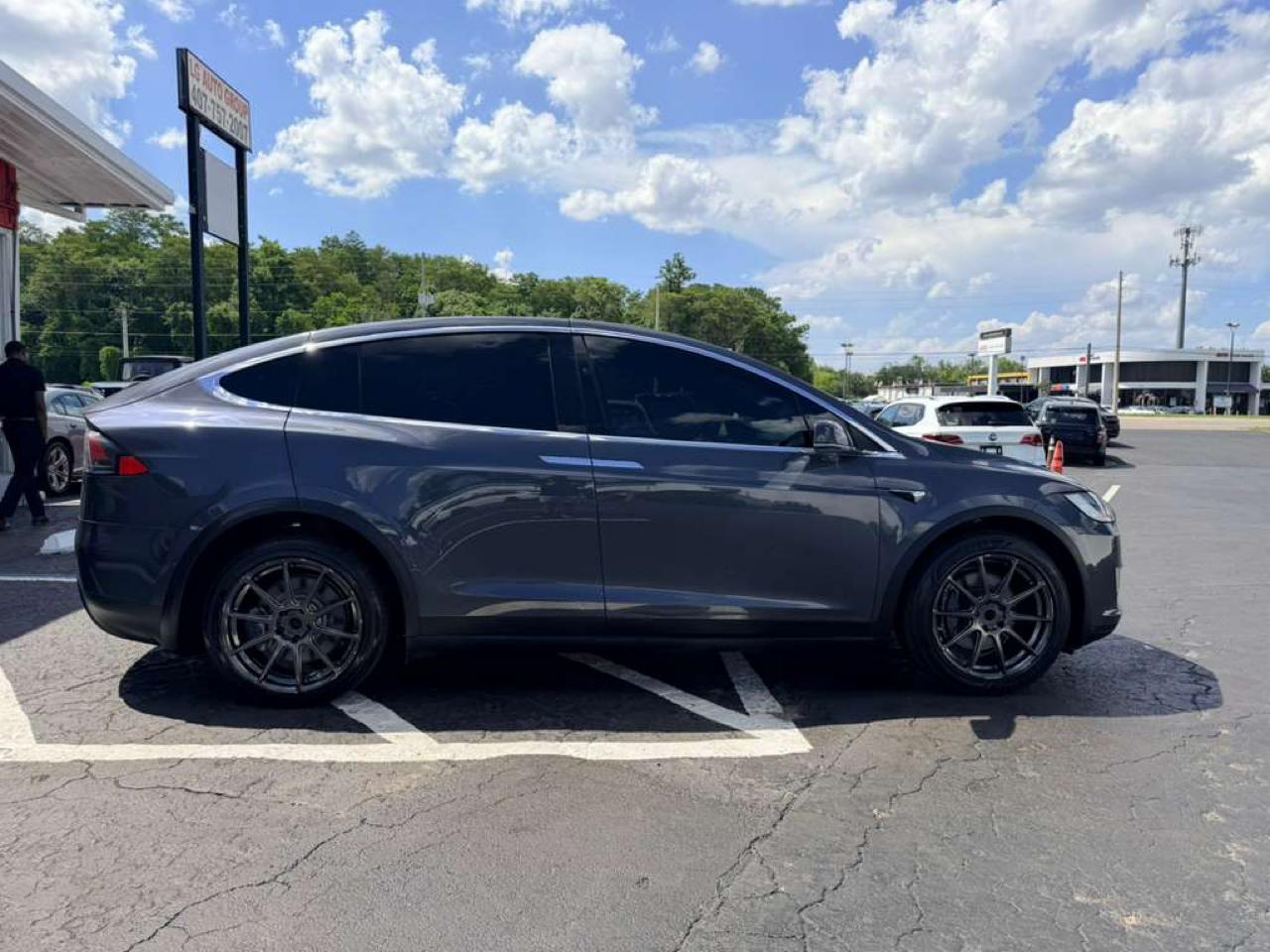 Tesla Model X 75D 2019