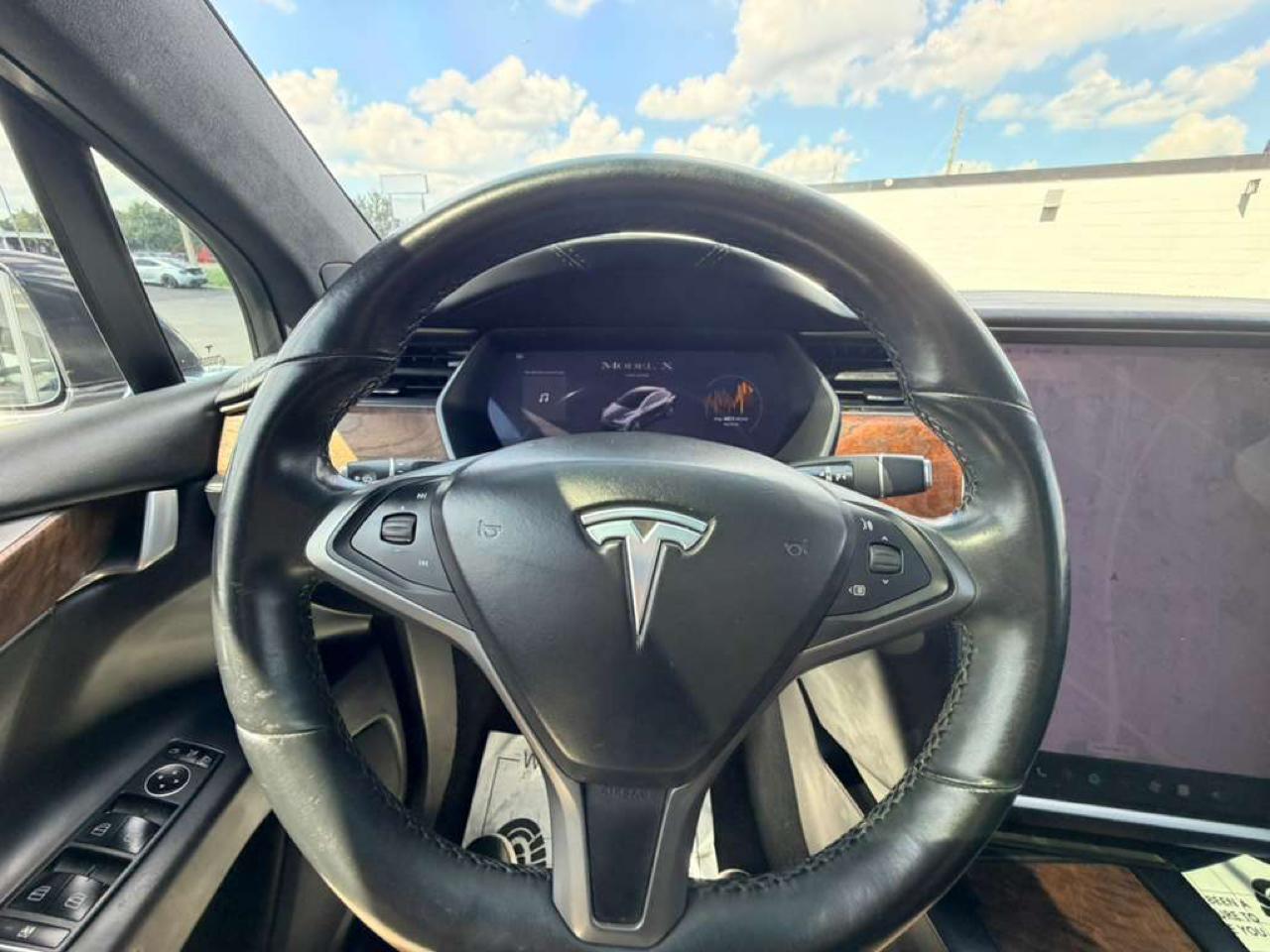 Tesla Model X 75D 2019
