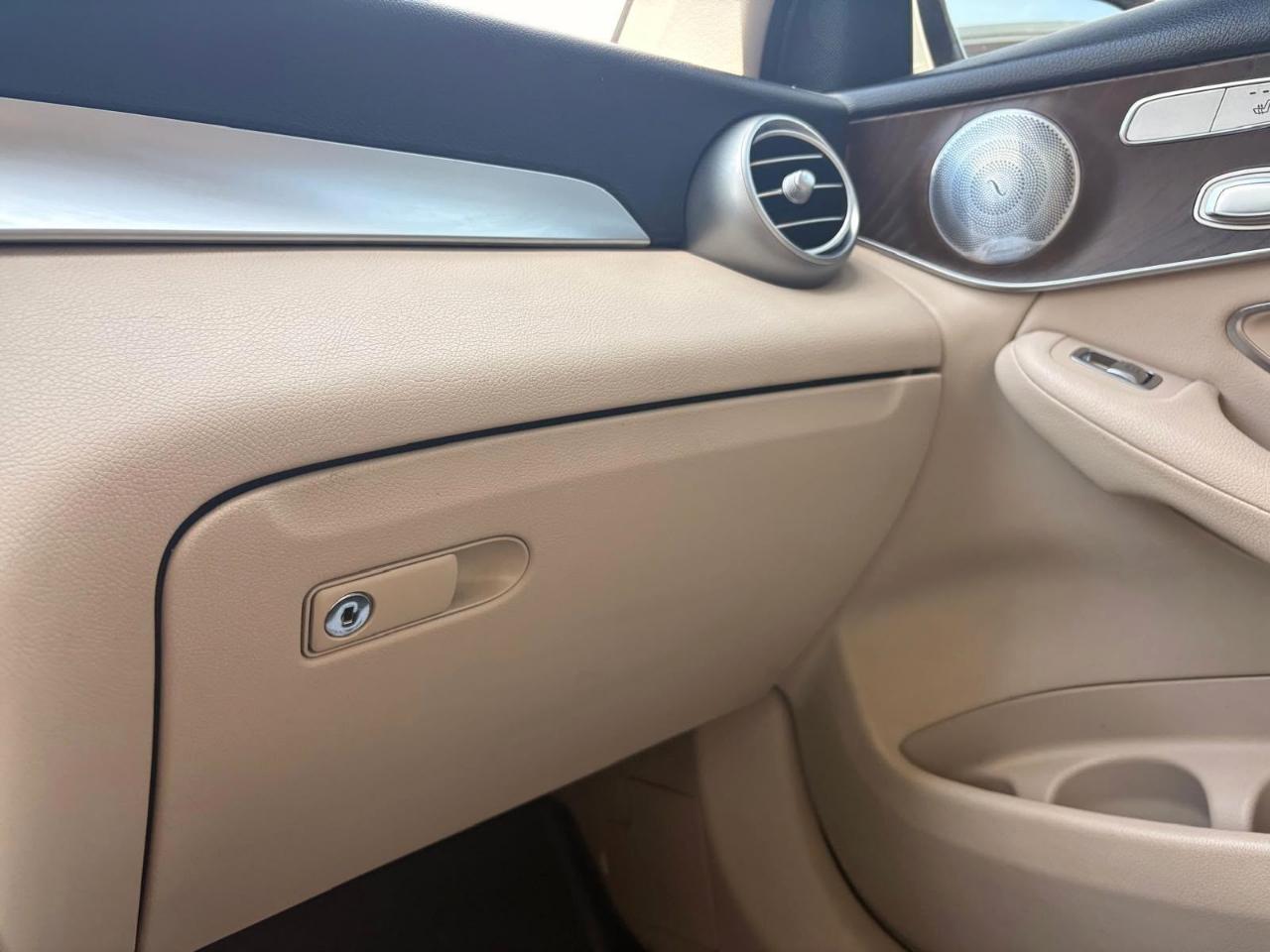 Mercedes-Benz GLC-Class GLC300 4MATIC 2018