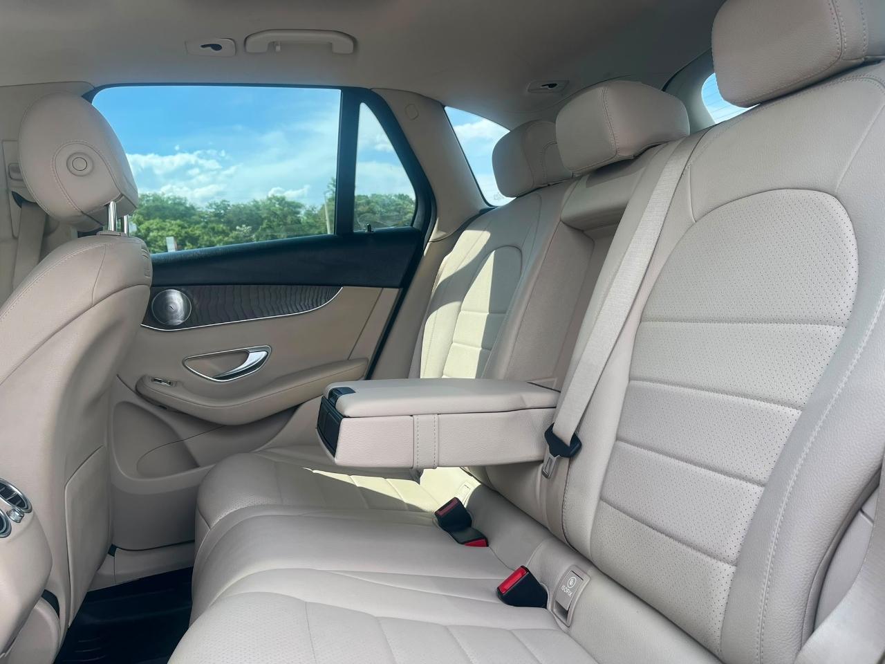 Mercedes-Benz GLC-Class GLC300 4MATIC 2018