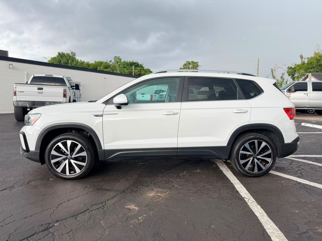 Volkswagen Taos SE 2022