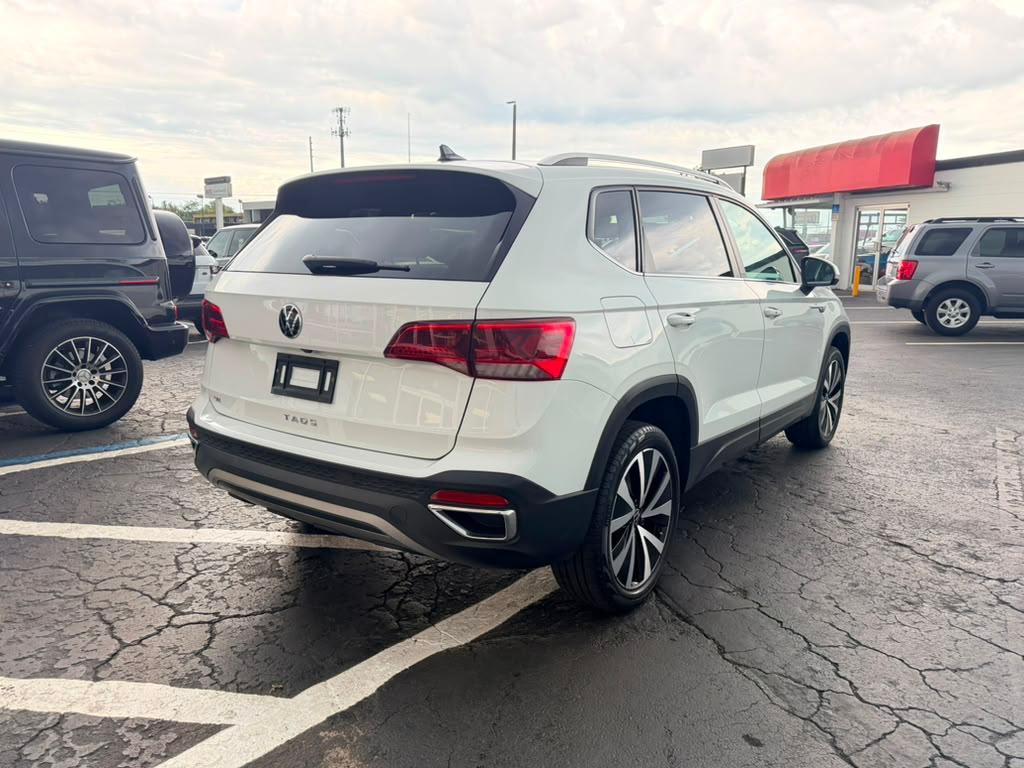 Volkswagen Taos SE 2022