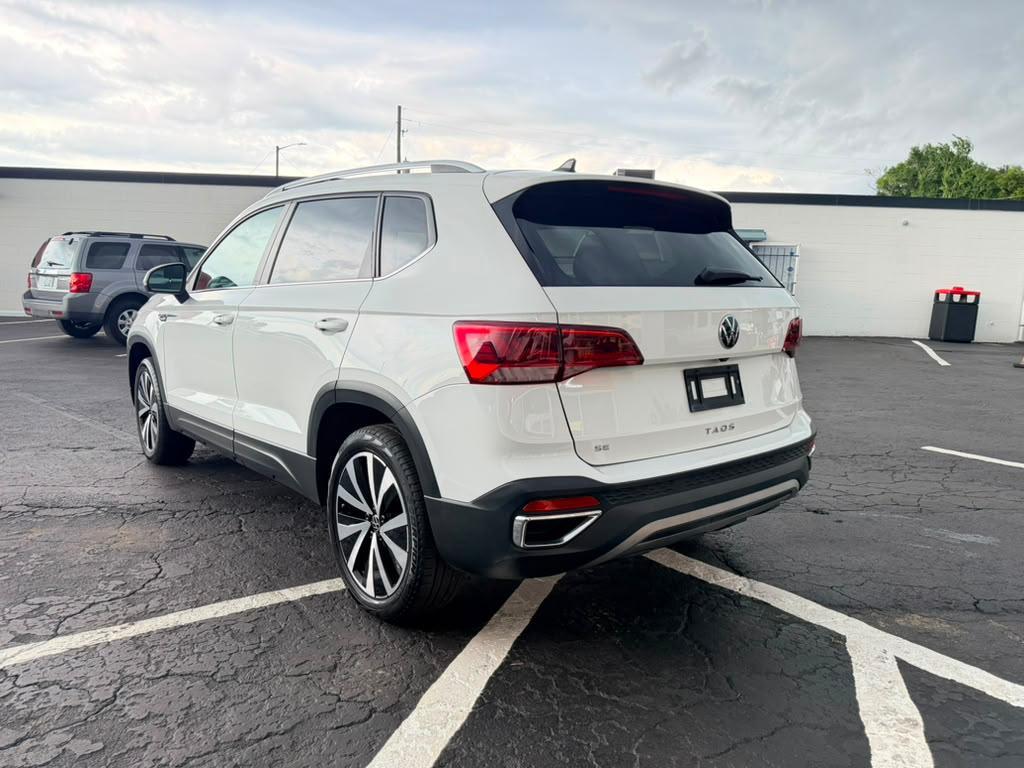 Volkswagen Taos SE 2022