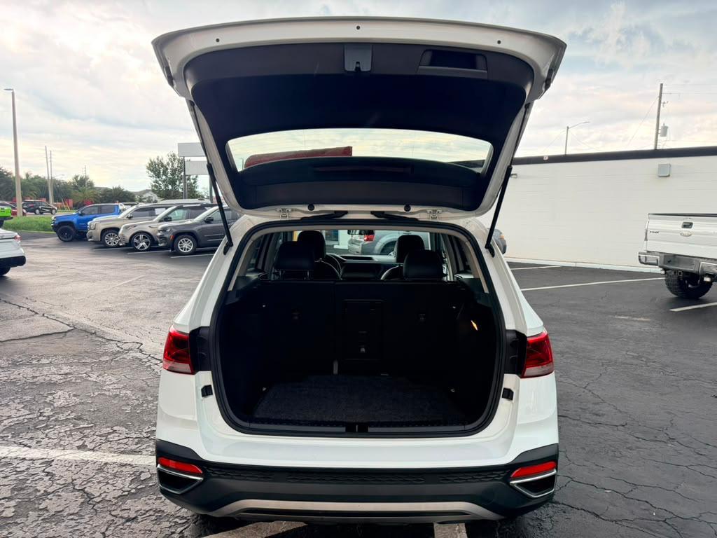 Volkswagen Taos SE 2022
