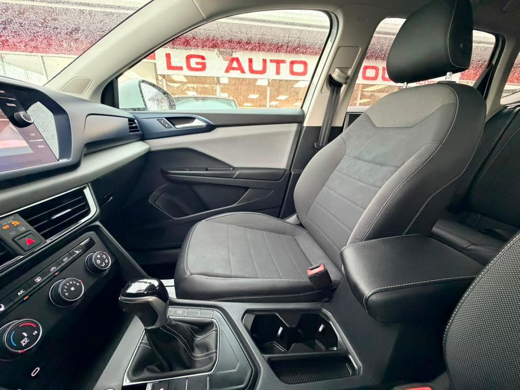 Volkswagen Taos SE 2022