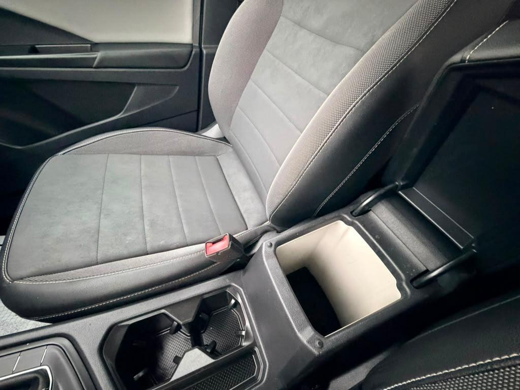 Volkswagen Taos SE 2022