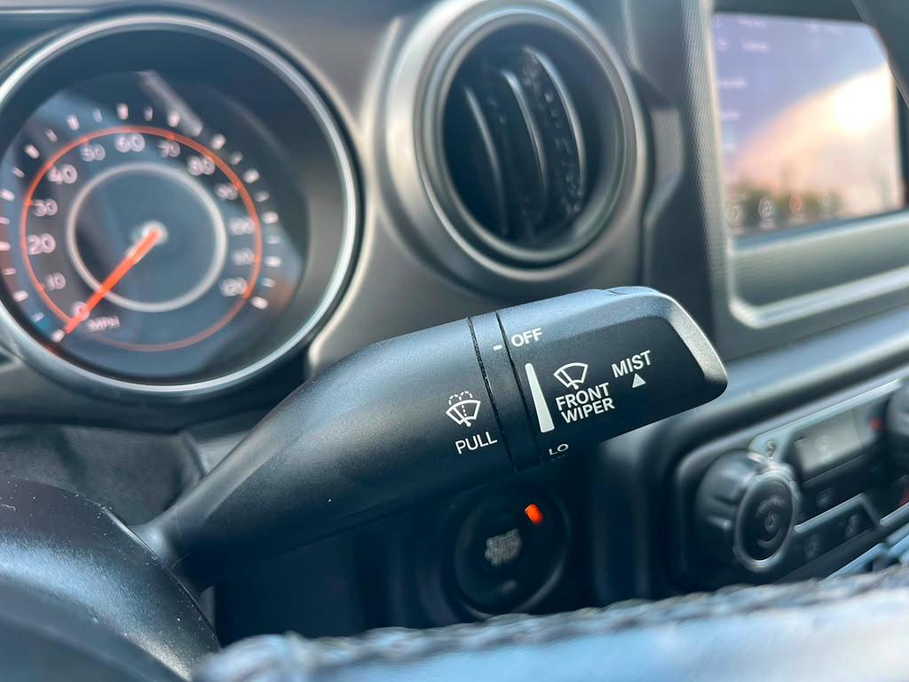Jeep Gladiator Sport 2021