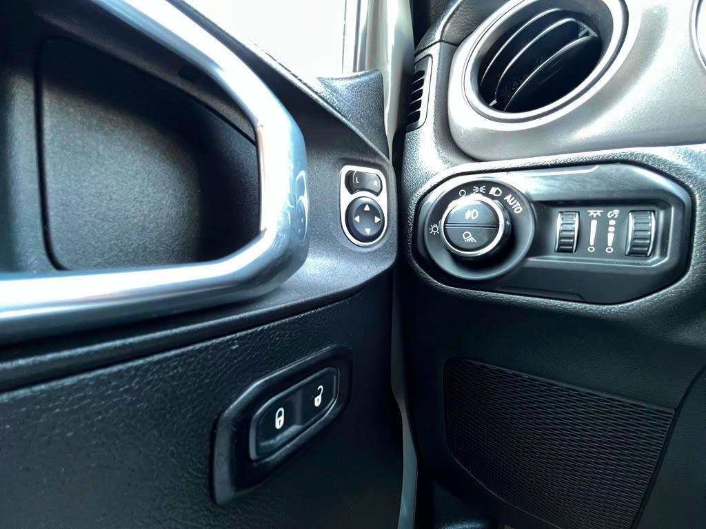 Jeep Gladiator Sport 2021