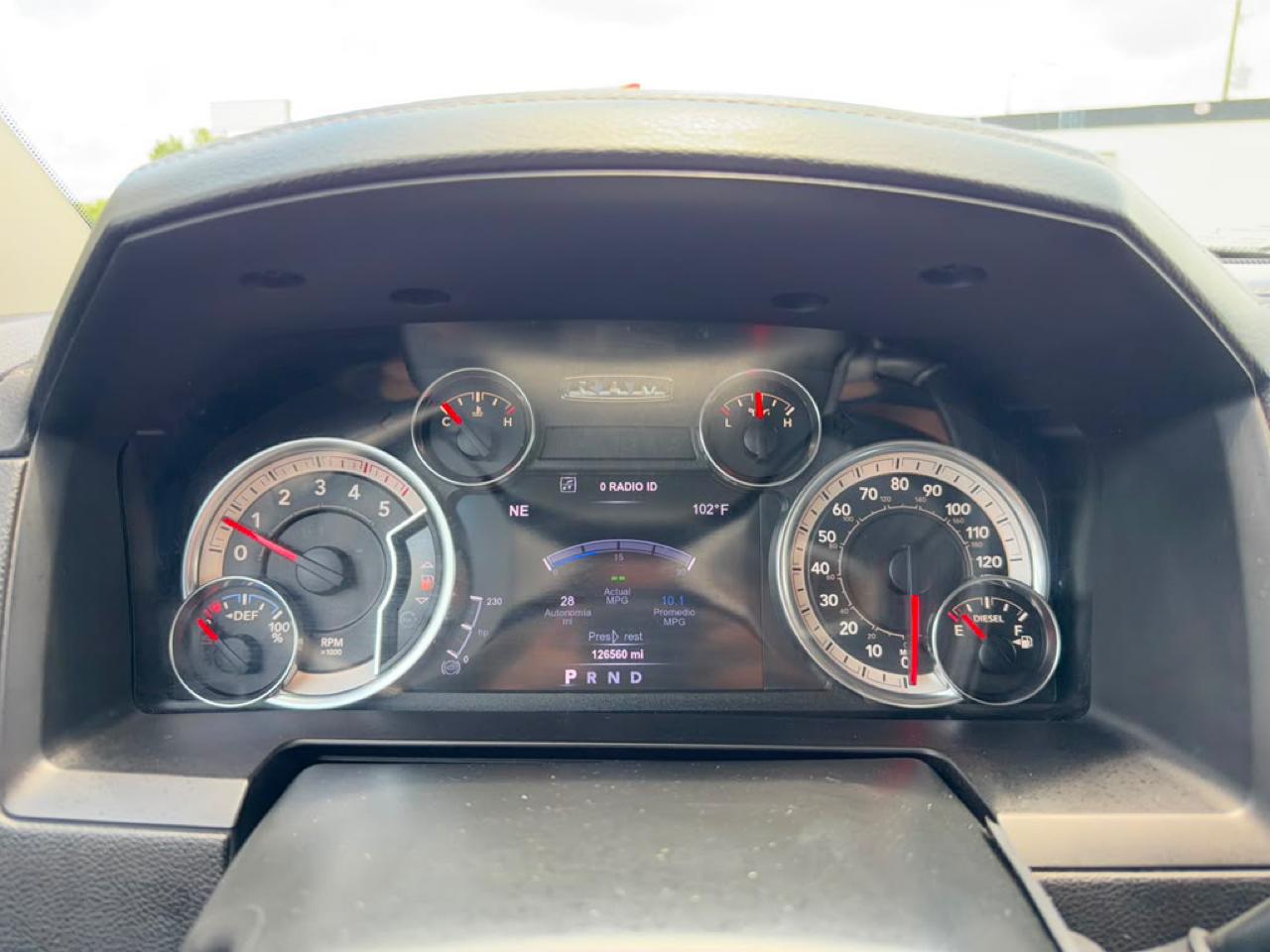 RAM 3500 Laramie Mega Cab 4WD DRW 2017