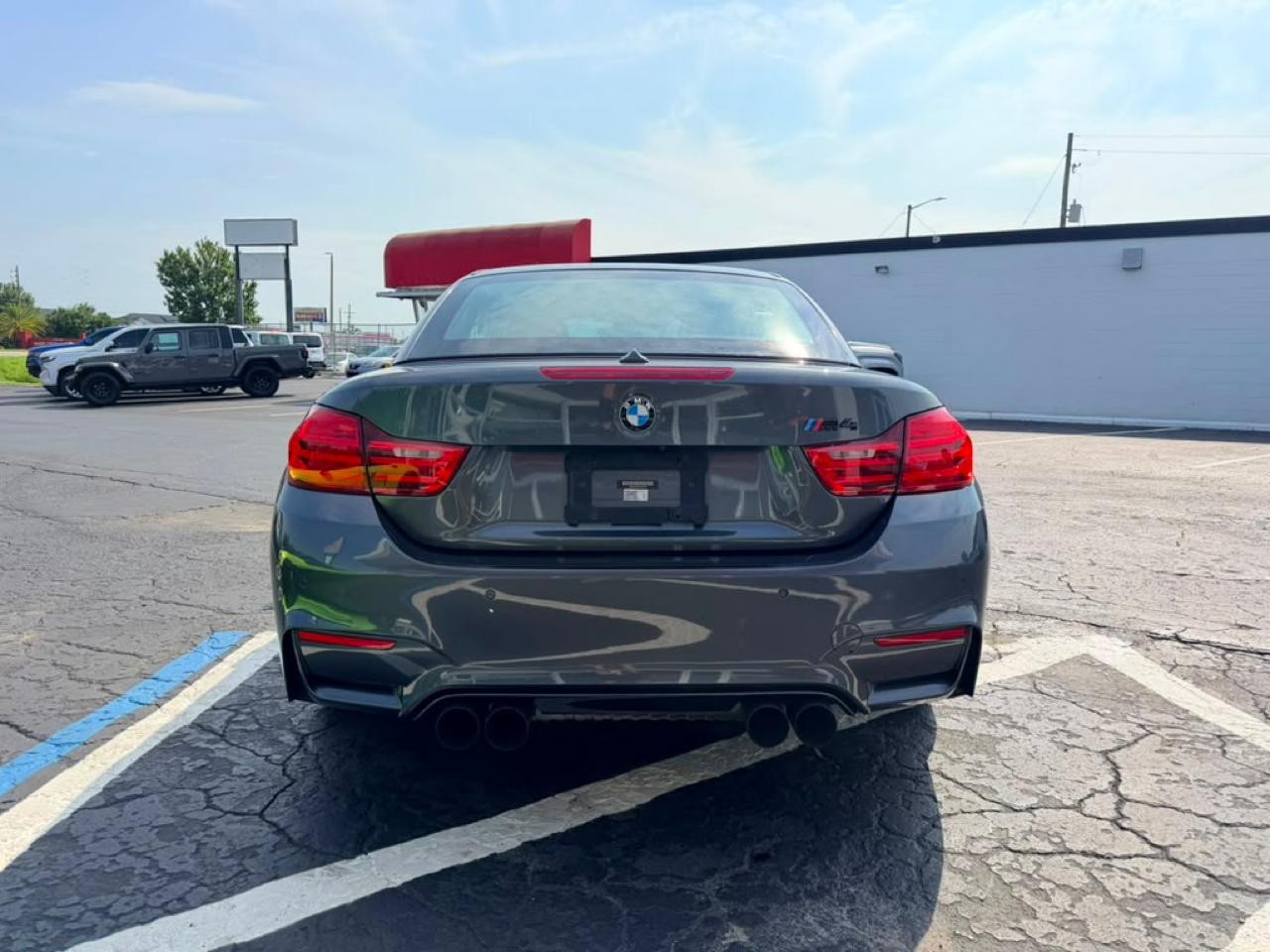 BMW M4 Convertible 2015