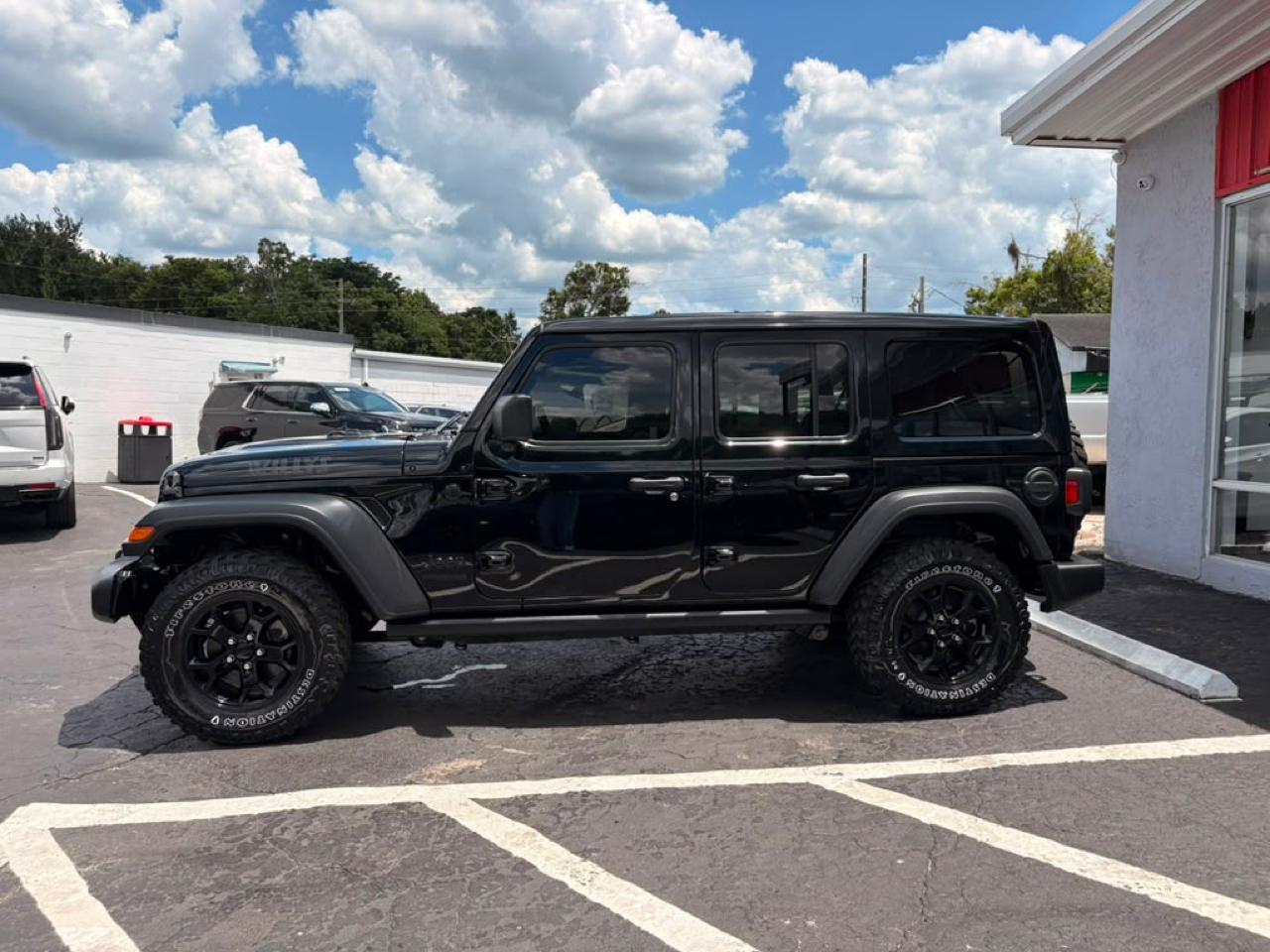 Jeep Wrangler Unlimited Sport 2021