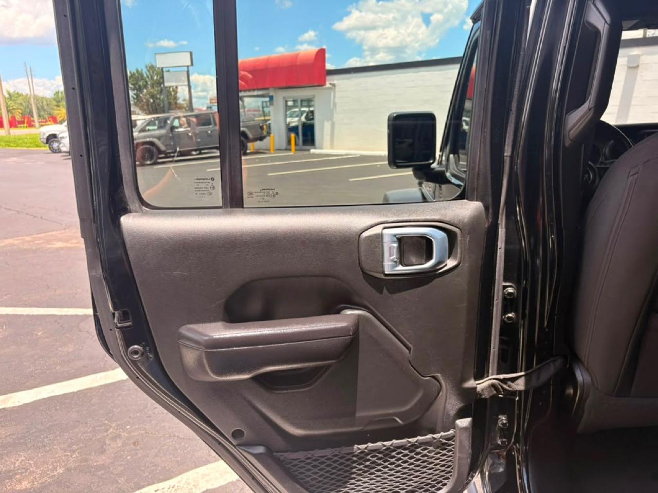 Jeep Wrangler Unlimited Sport 2021
