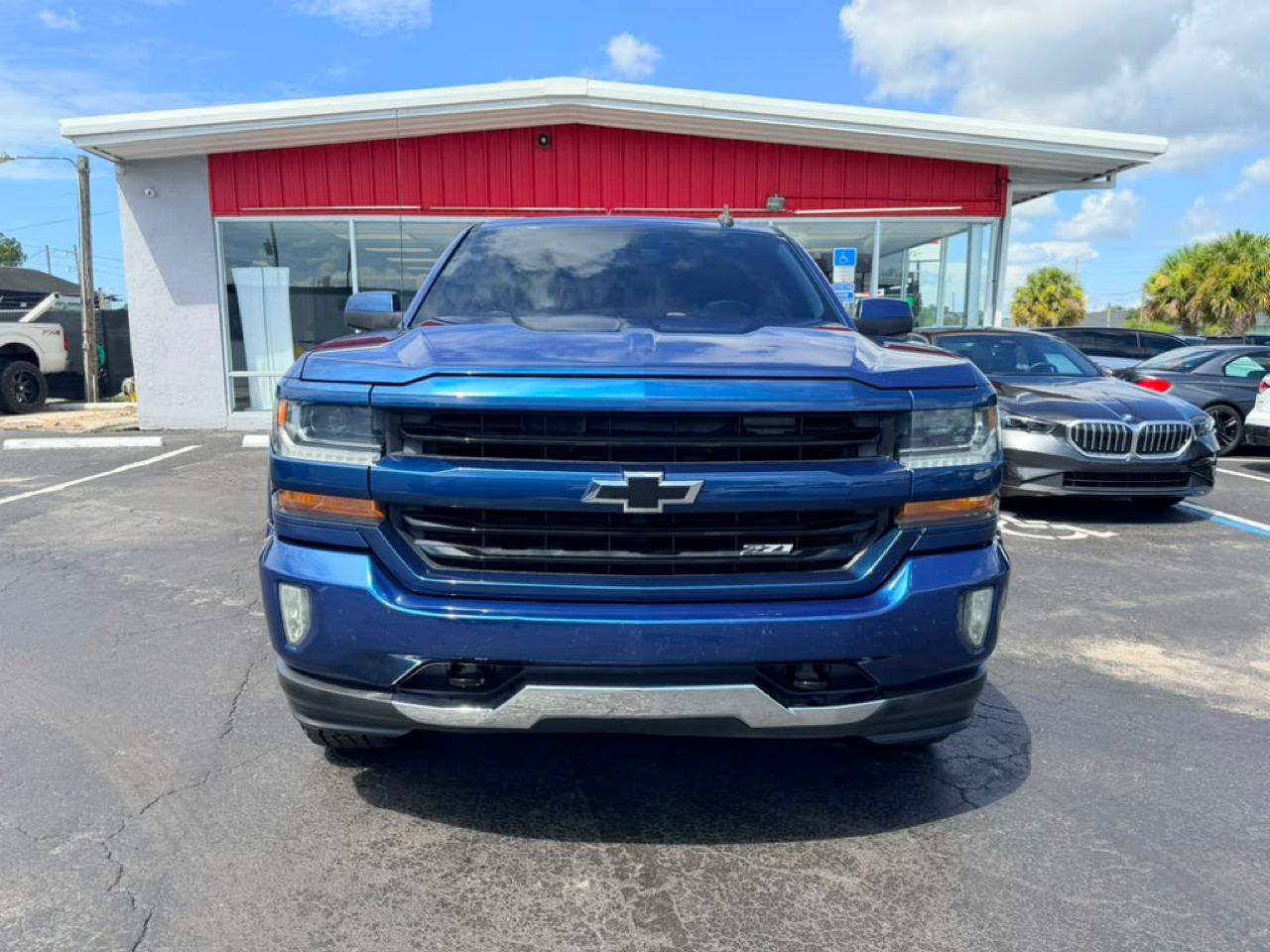 Chevrolet Silverado 1500 LT Crew Cab 4WD 2018