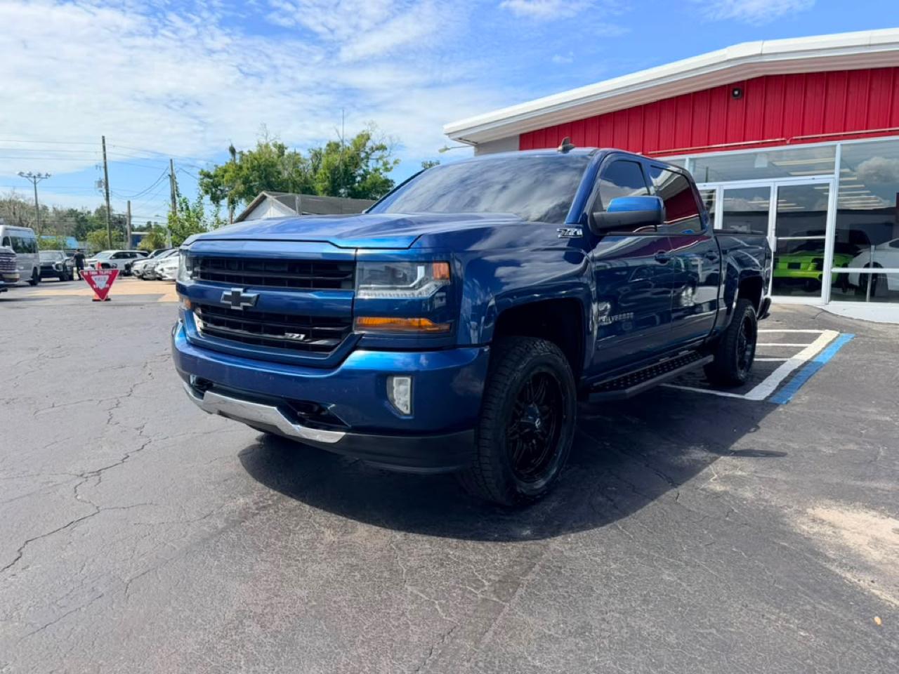 Chevrolet Silverado 1500 LT Crew Cab 4WD 2018