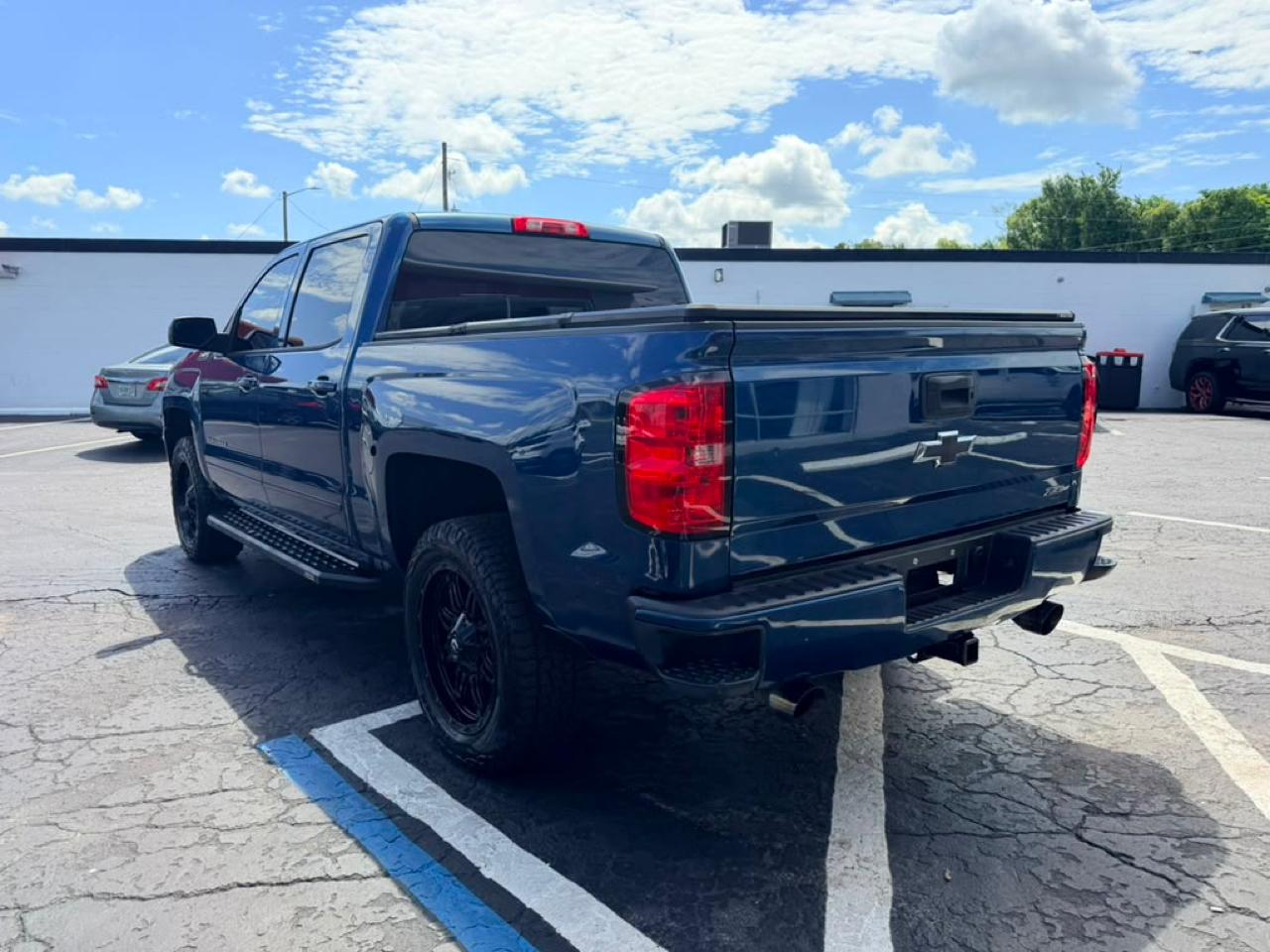 Chevrolet Silverado 1500 LT Crew Cab 4WD 2018