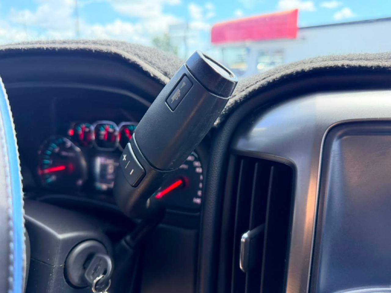 Chevrolet Silverado 1500 LT Crew Cab 4WD 2018