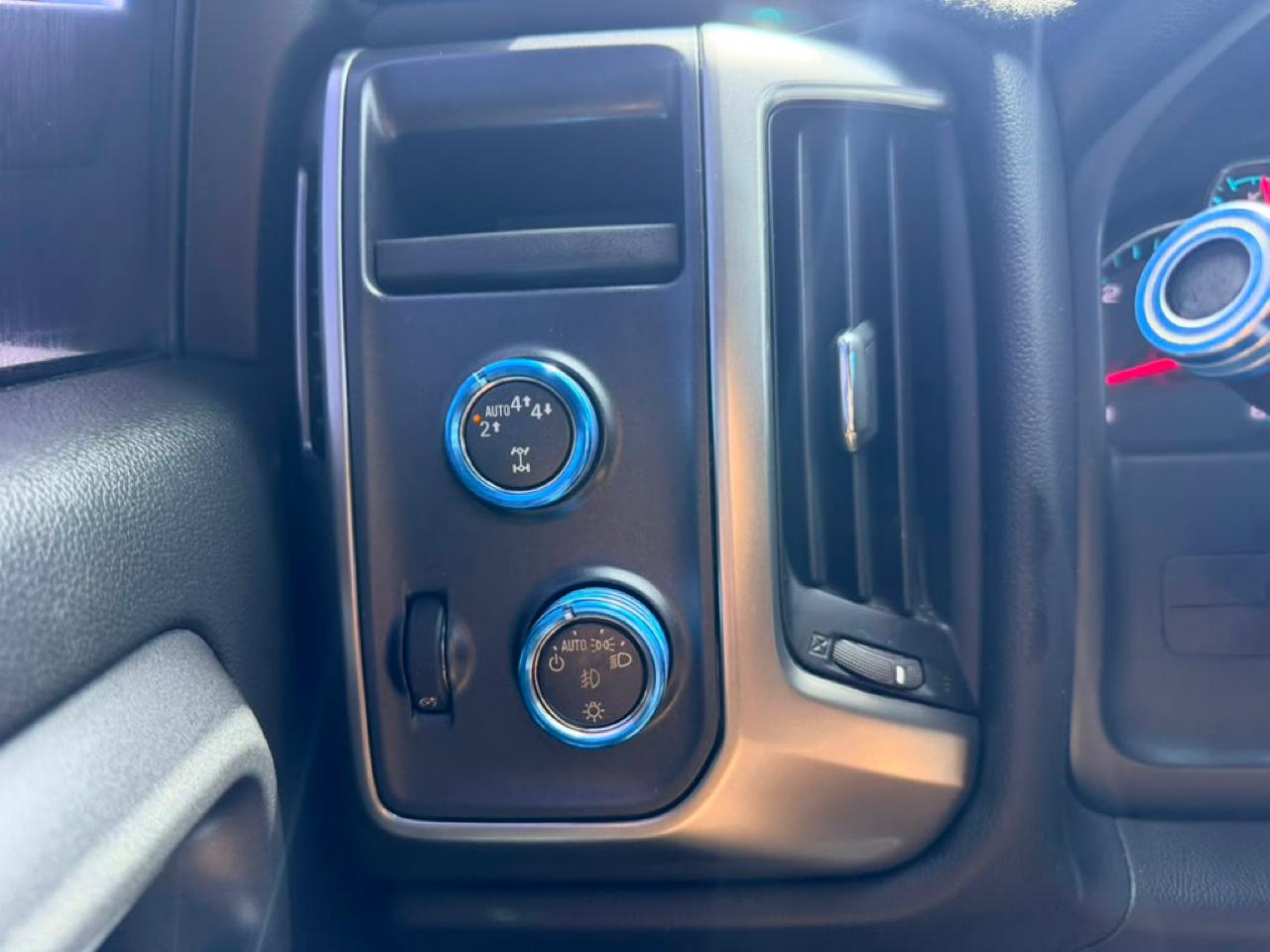 Chevrolet Silverado 1500 LT Crew Cab 4WD 2018