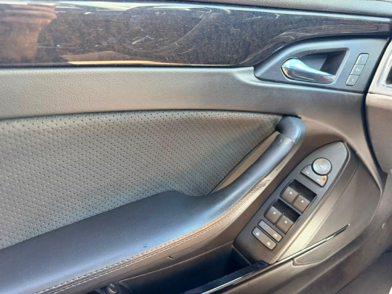 Cadillac CTS V Sedan 2014