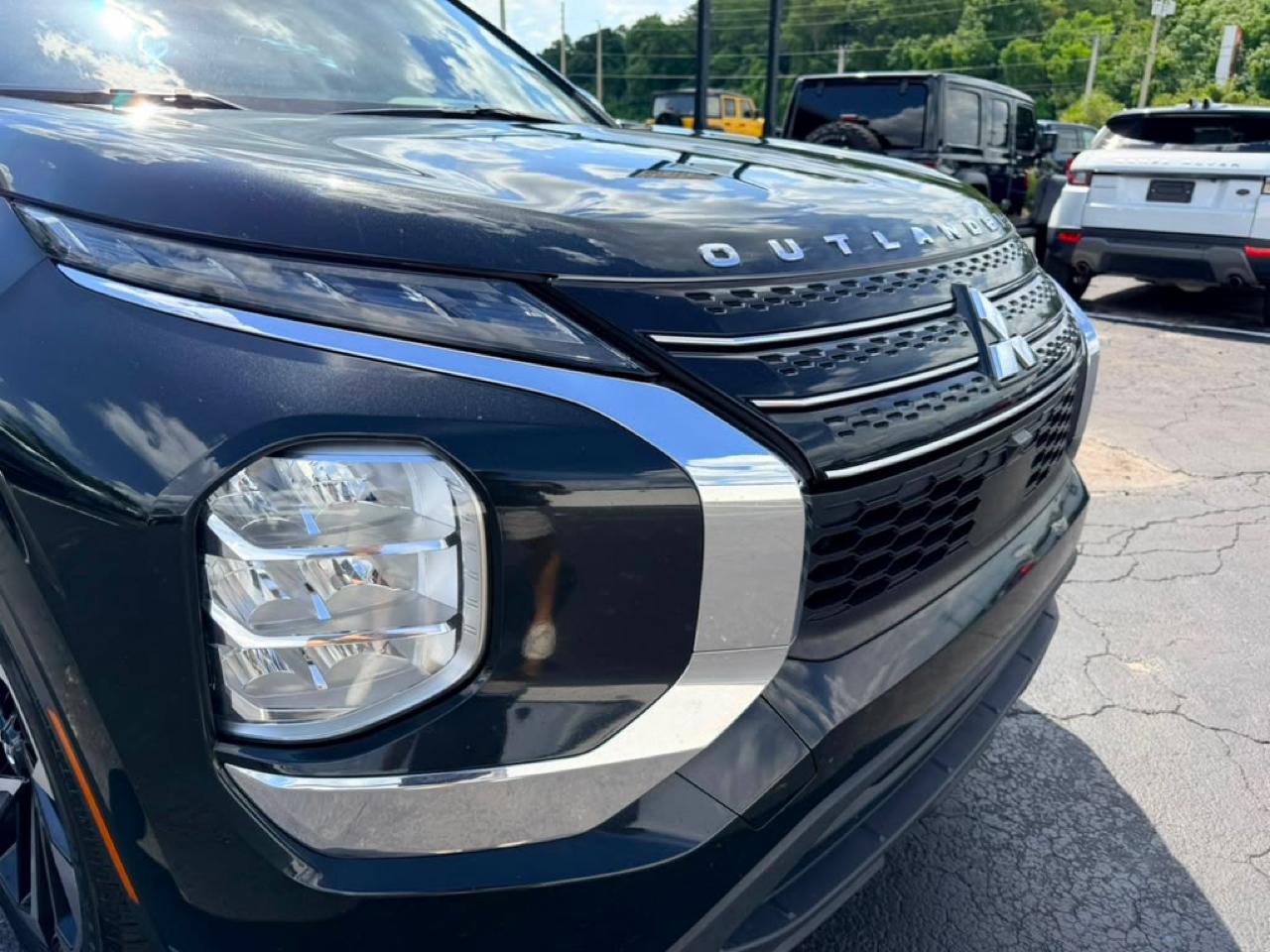 Mitsubishi Outlander ES 2WD 2022