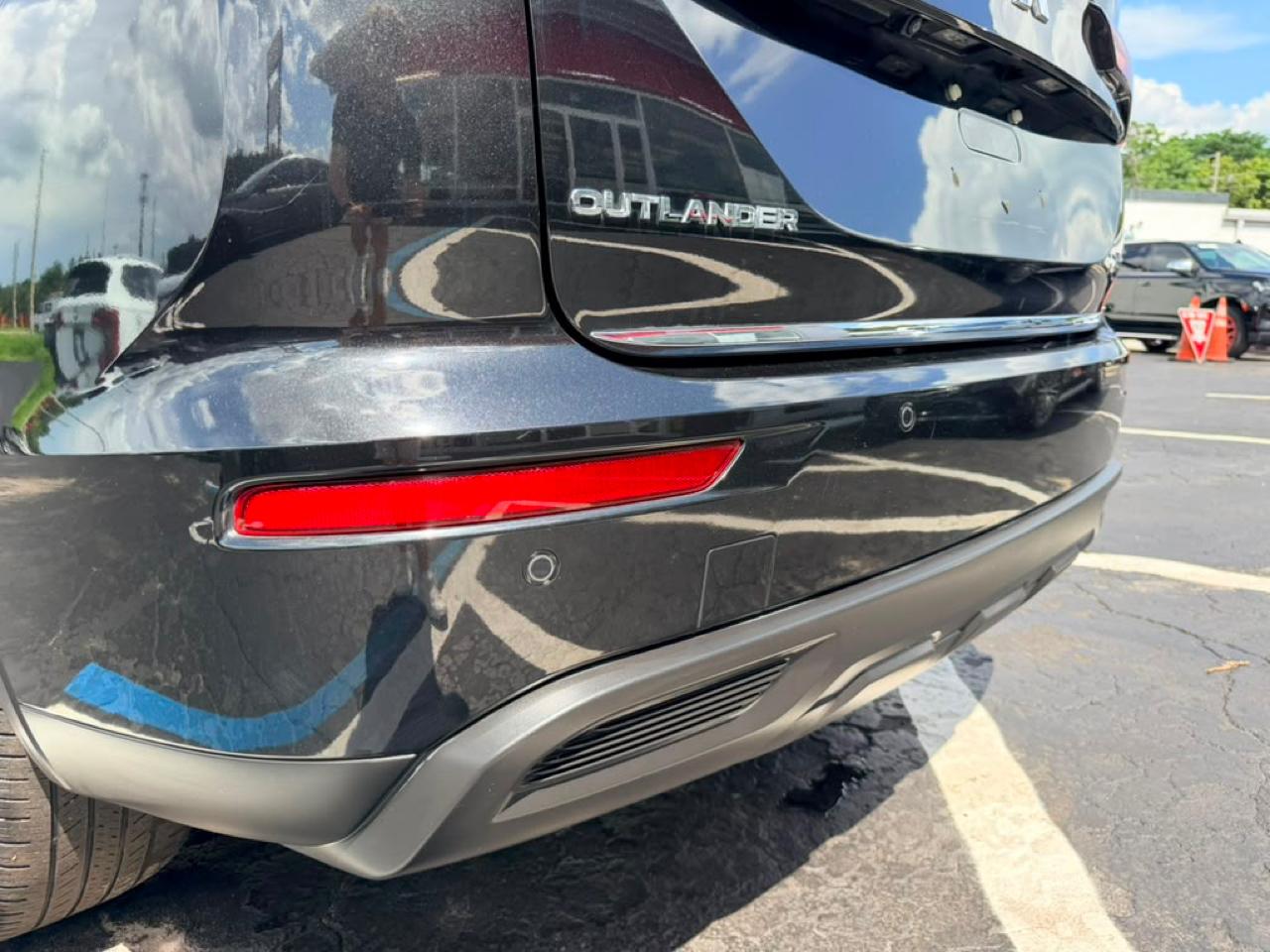 Mitsubishi Outlander ES 2WD 2022