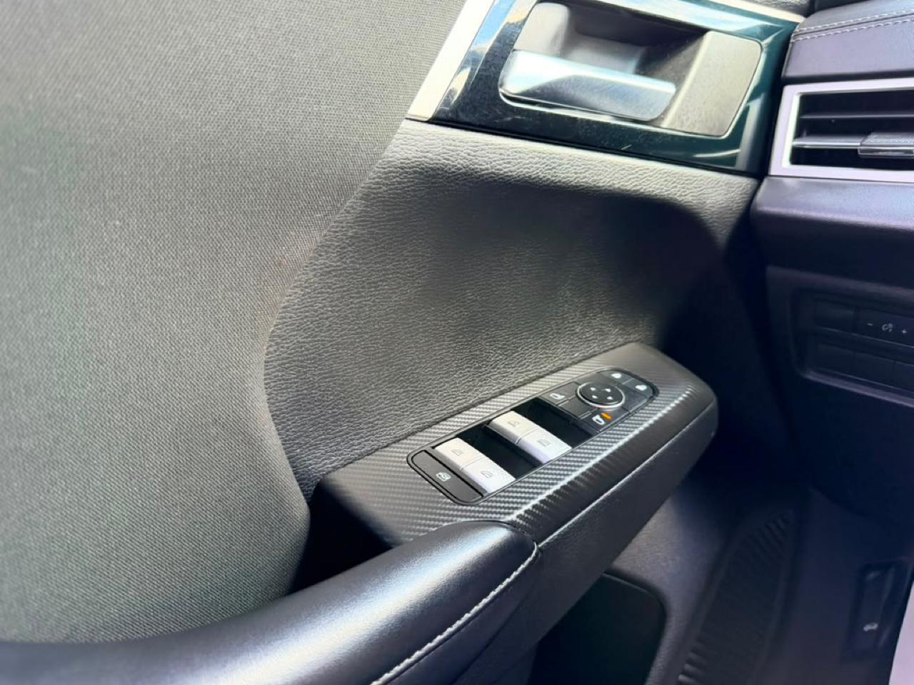 Mitsubishi Outlander ES 2WD 2022