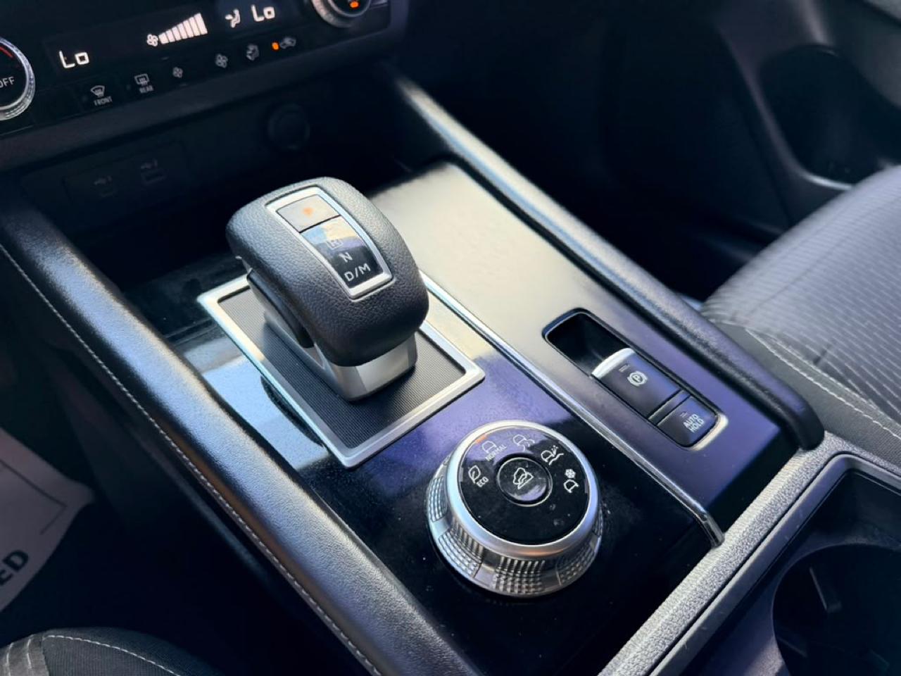 Mitsubishi Outlander ES 2WD 2022