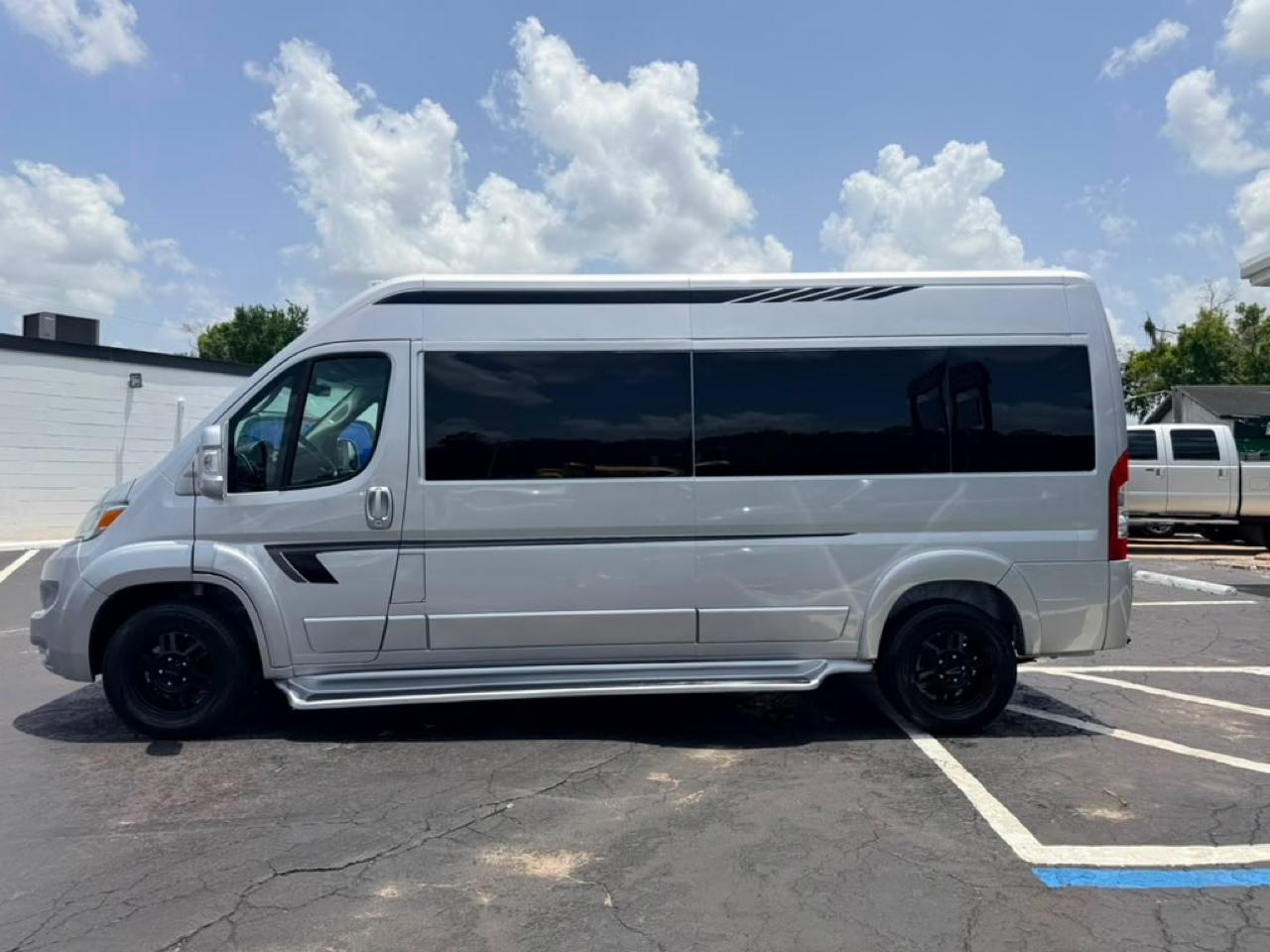 RAM Promaster 2500 High Roof Window Van 2023
