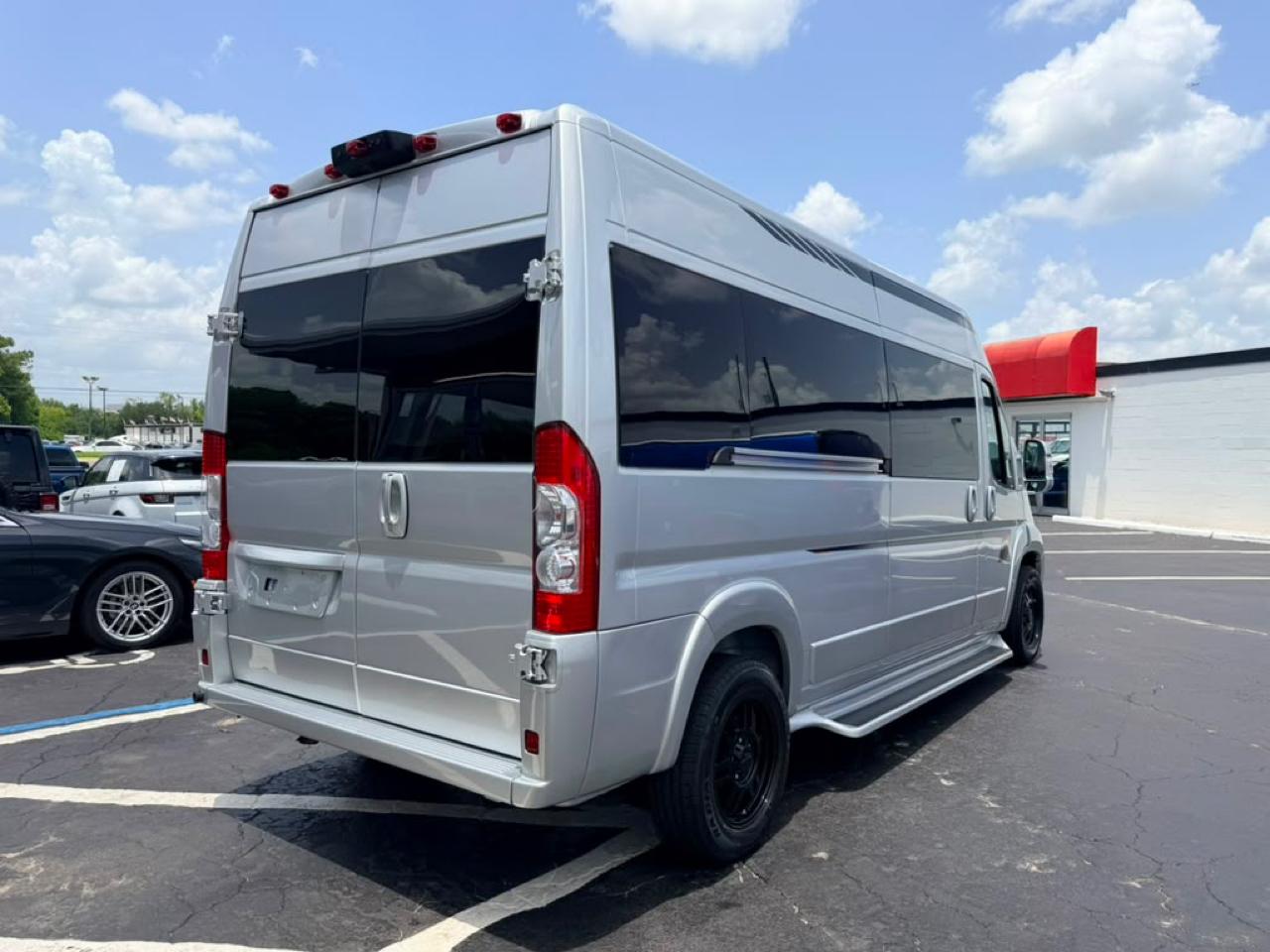 RAM Promaster 2500 High Roof Window Van 2023