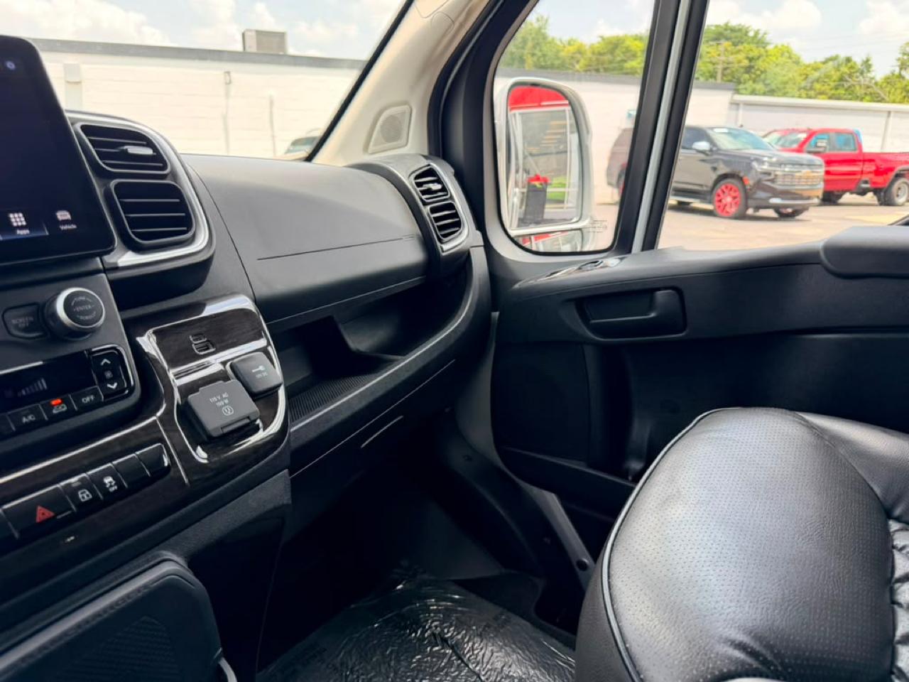 RAM Promaster 2500 High Roof Window Van 2023