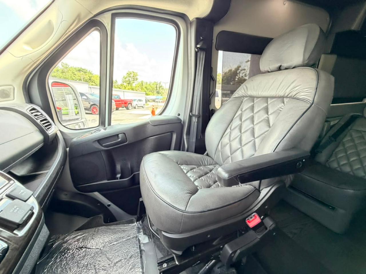 RAM Promaster 2500 High Roof Window Van 2023