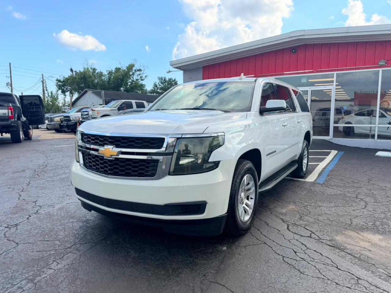Chevrolet Suburban LT 2WD 2017