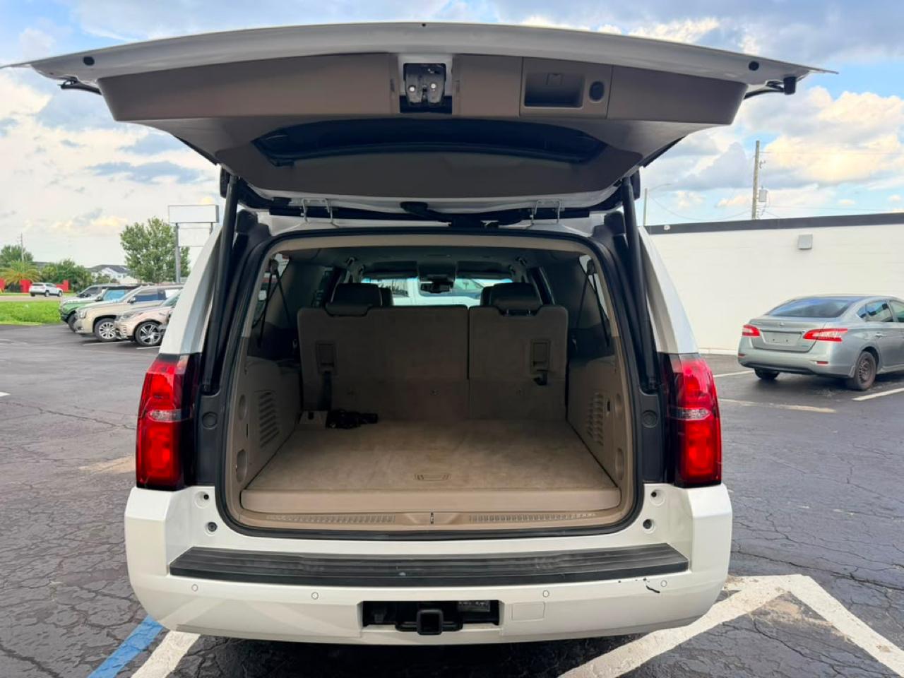 Chevrolet Suburban LT 2WD 2017