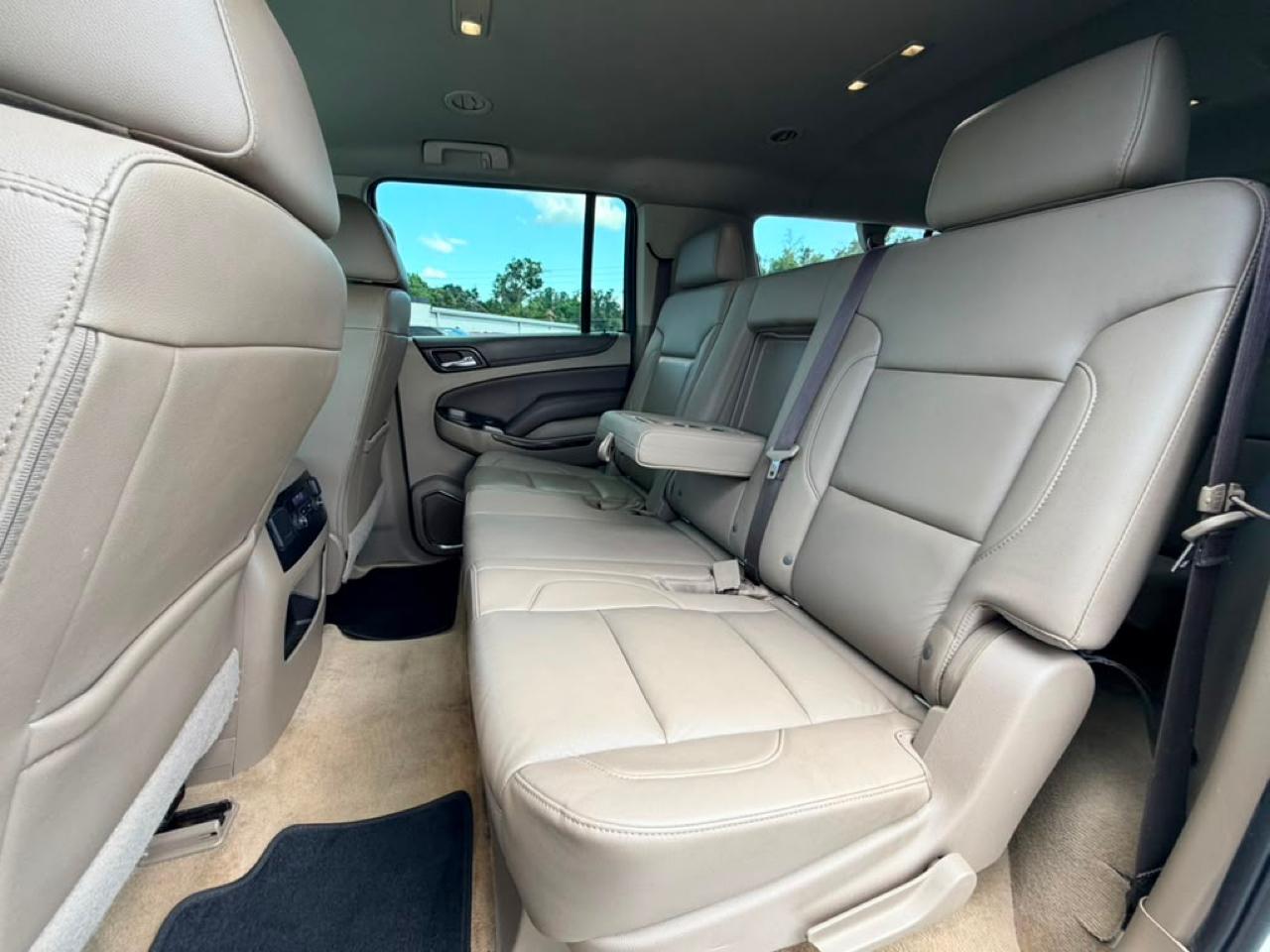 Chevrolet Suburban LT 2WD 2017