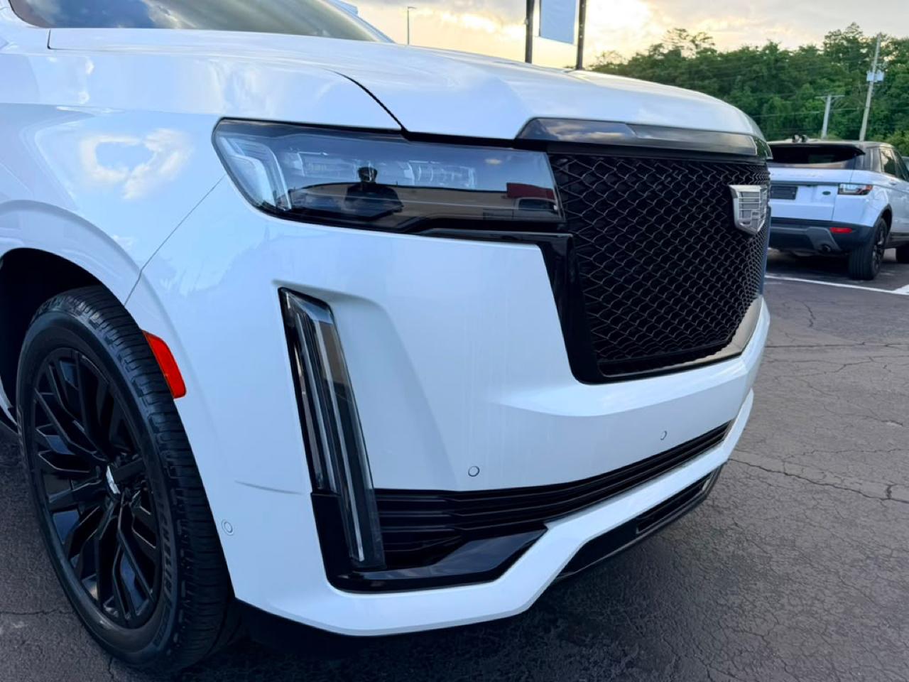 Cadillac Escalade ESV Sport Platinum AWD 2021