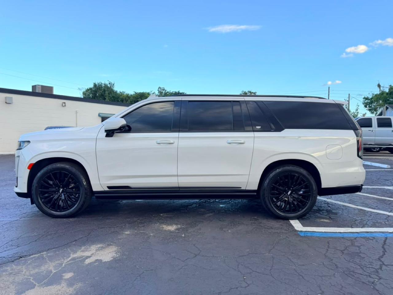 Cadillac Escalade ESV Sport Platinum AWD 2021