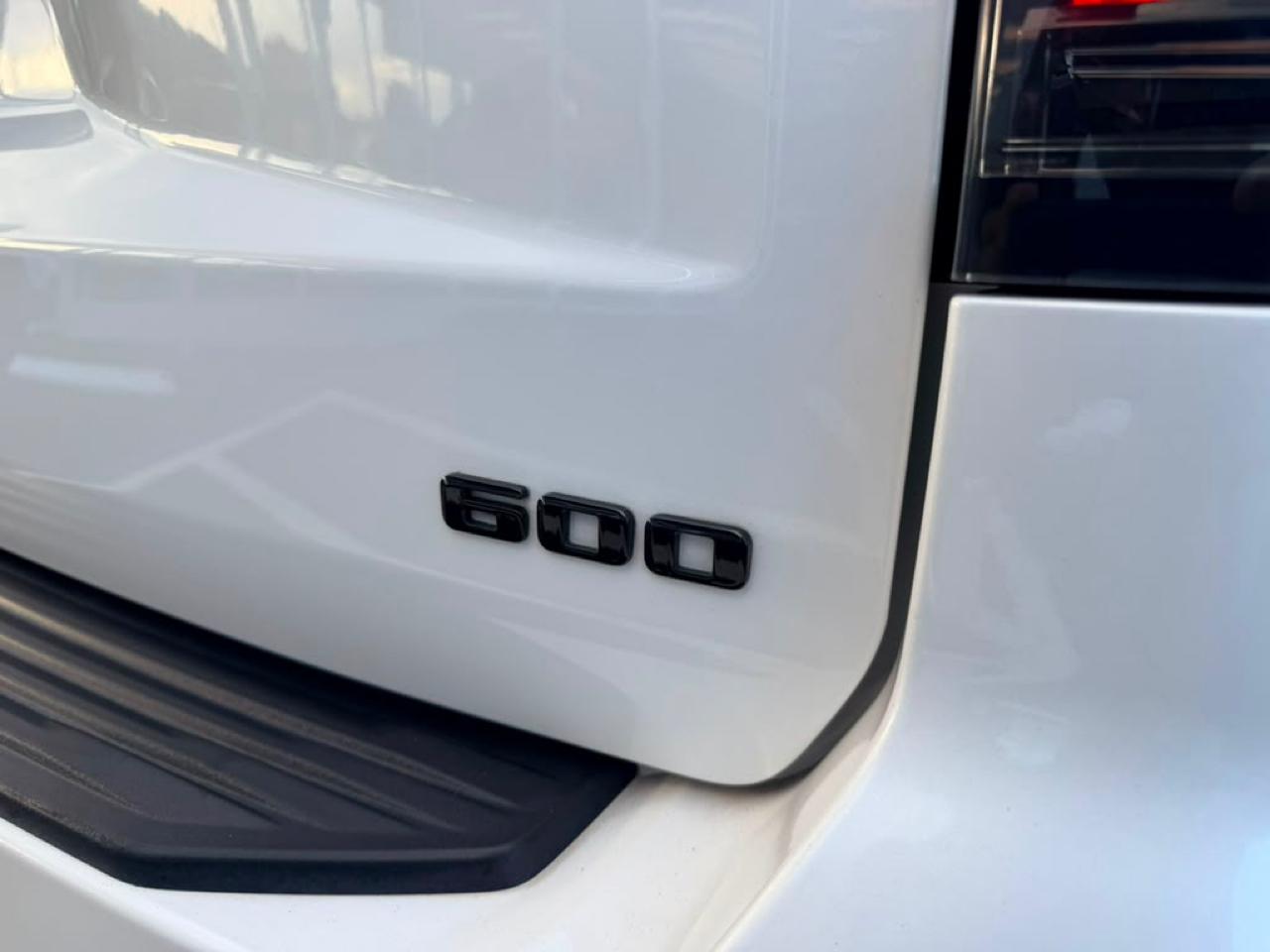 Cadillac Escalade ESV Sport Platinum AWD 2021