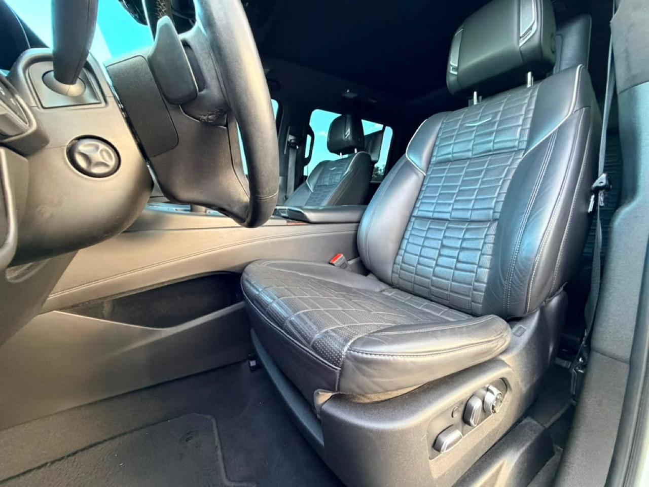 Cadillac Escalade ESV Sport Platinum AWD 2021