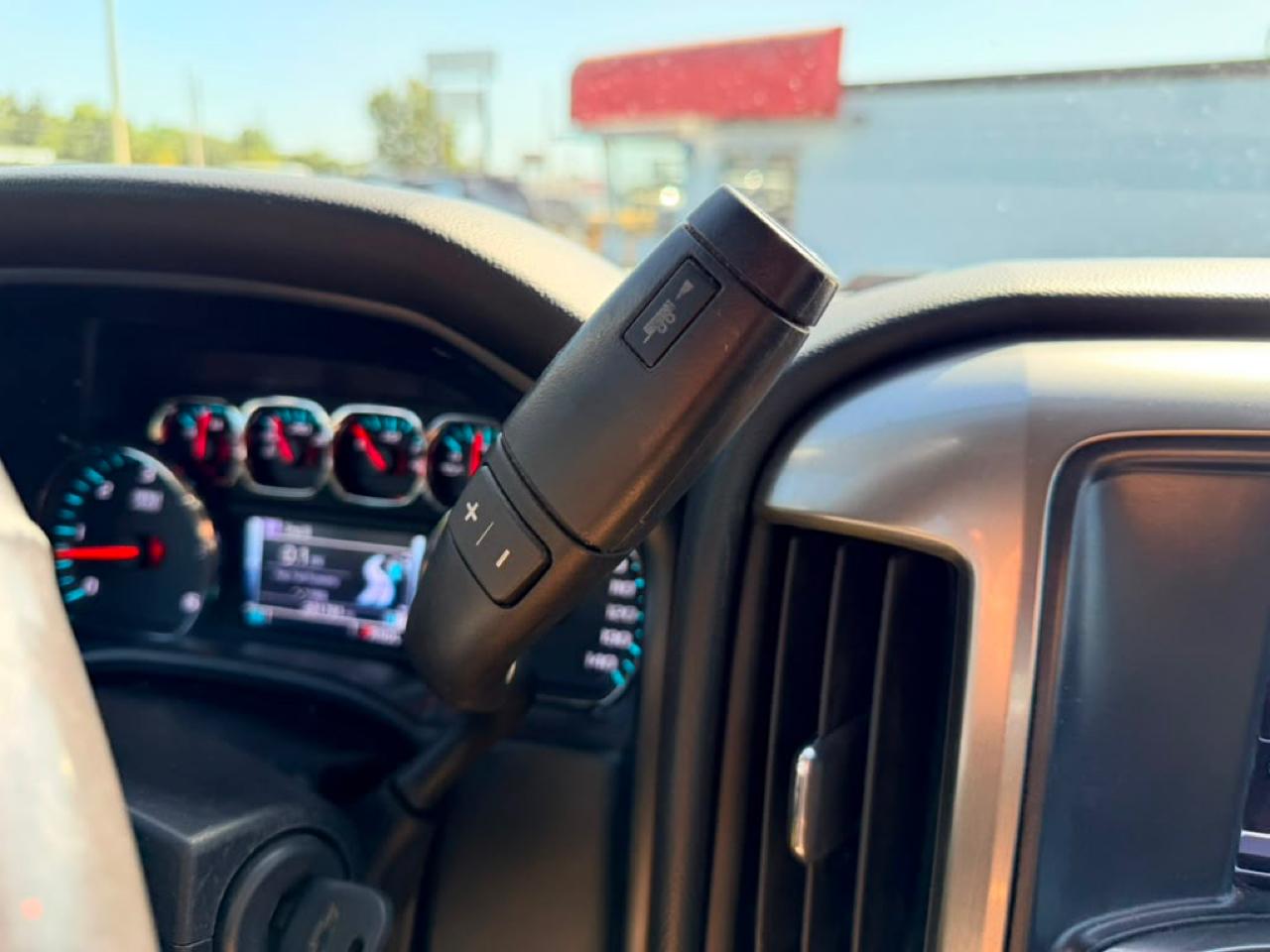 Chevrolet Silverado 1500 LT Double Cab 4WD 2018