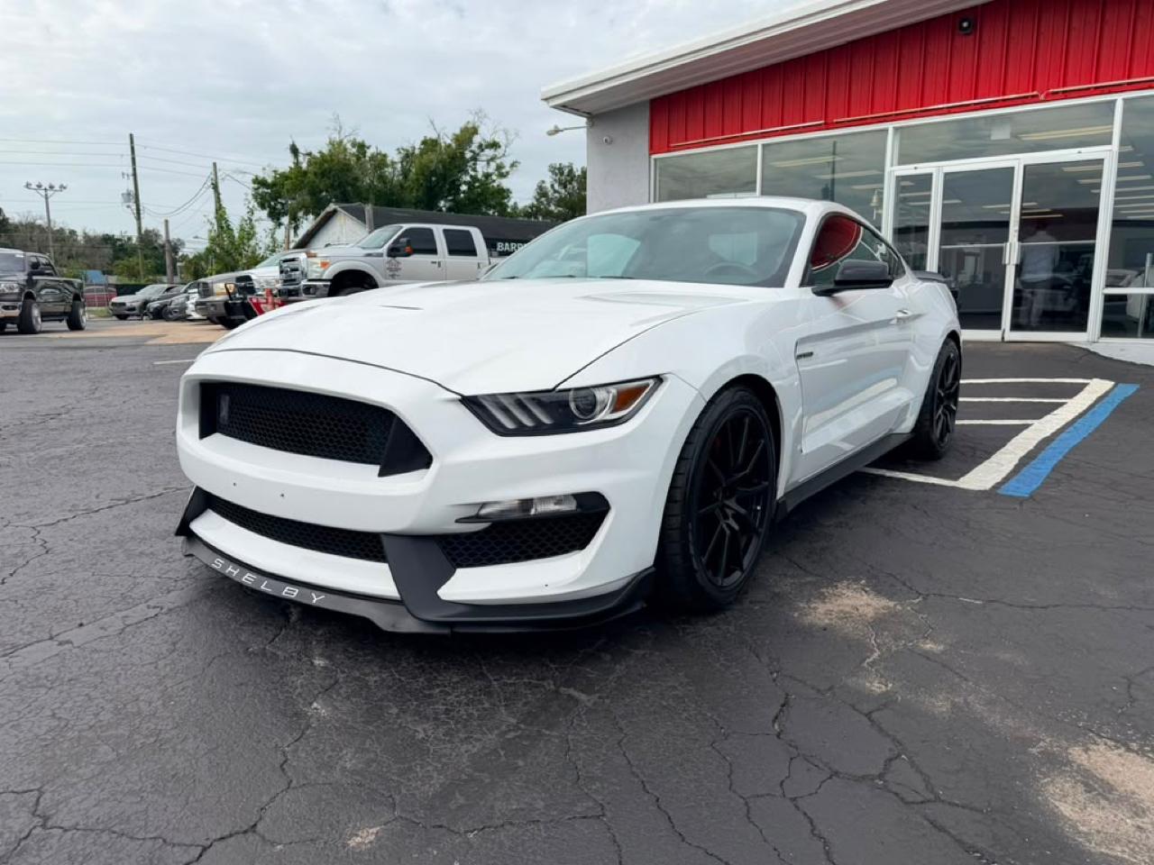 Ford Shelby GT350 Base 2016