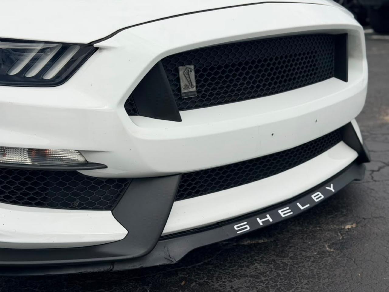 Ford Shelby GT350 Base 2016