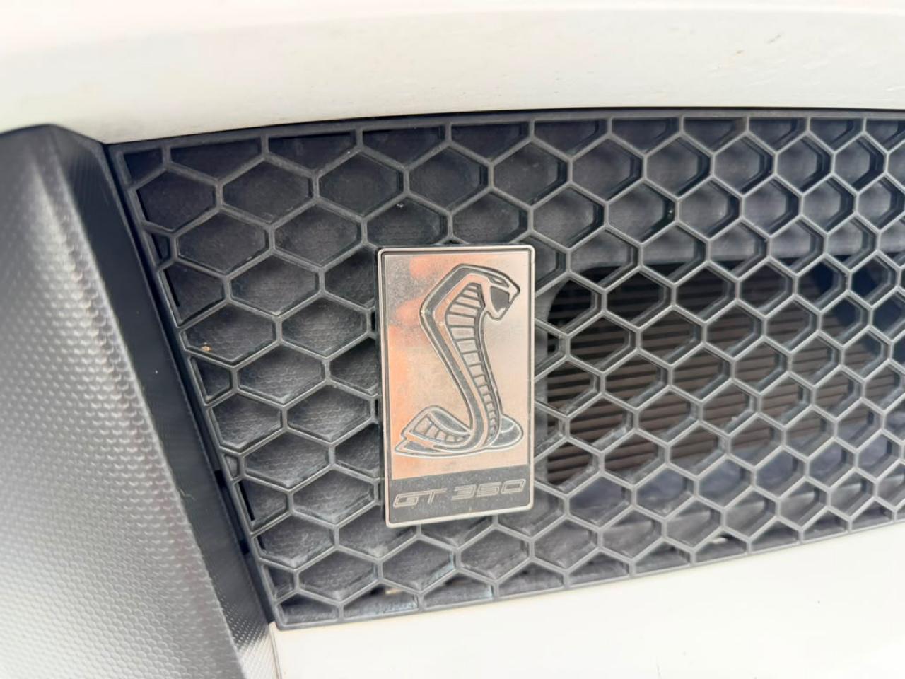 Ford Shelby GT350 Base 2016