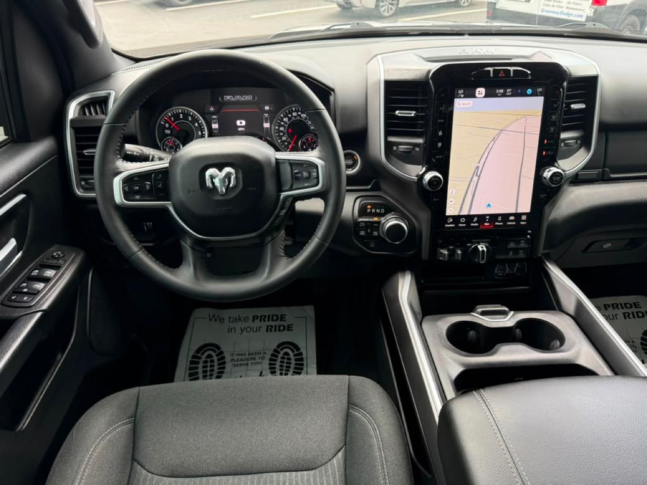 RAM 1500 Big Horn Crew Cab SWB 4WD 2023