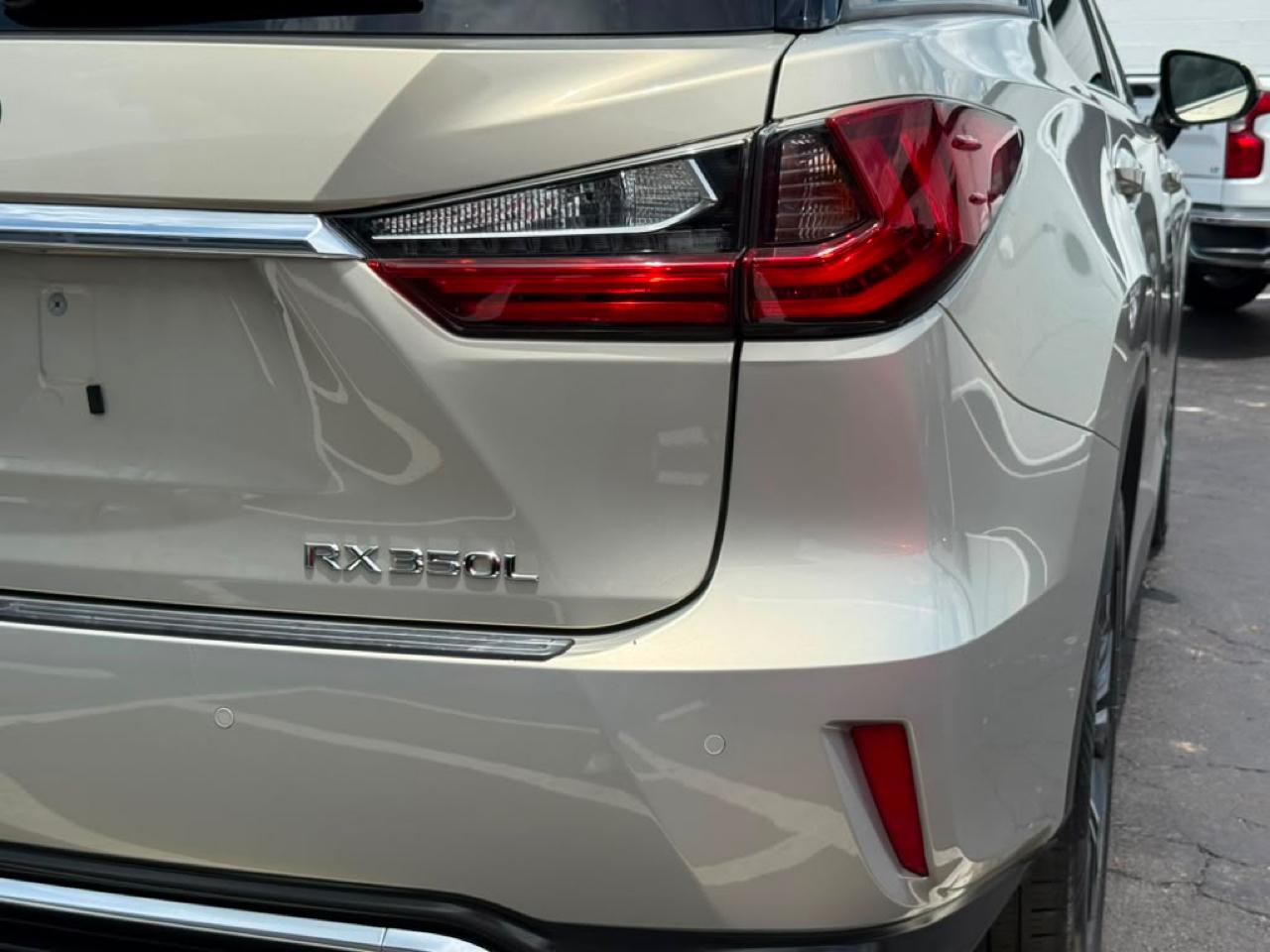 Lexus RX 350L FWD 2020