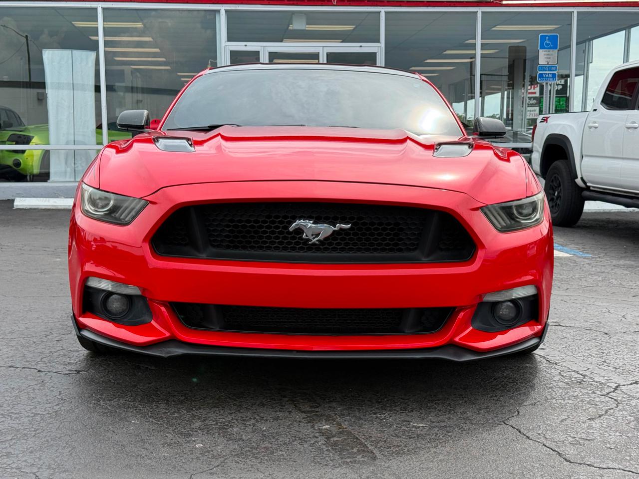 Ford Mustang GT Premium Coupe 2016