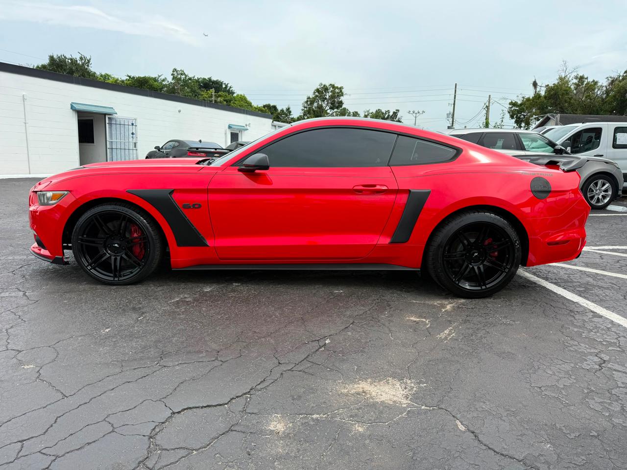 Ford Mustang GT Premium Coupe 2016